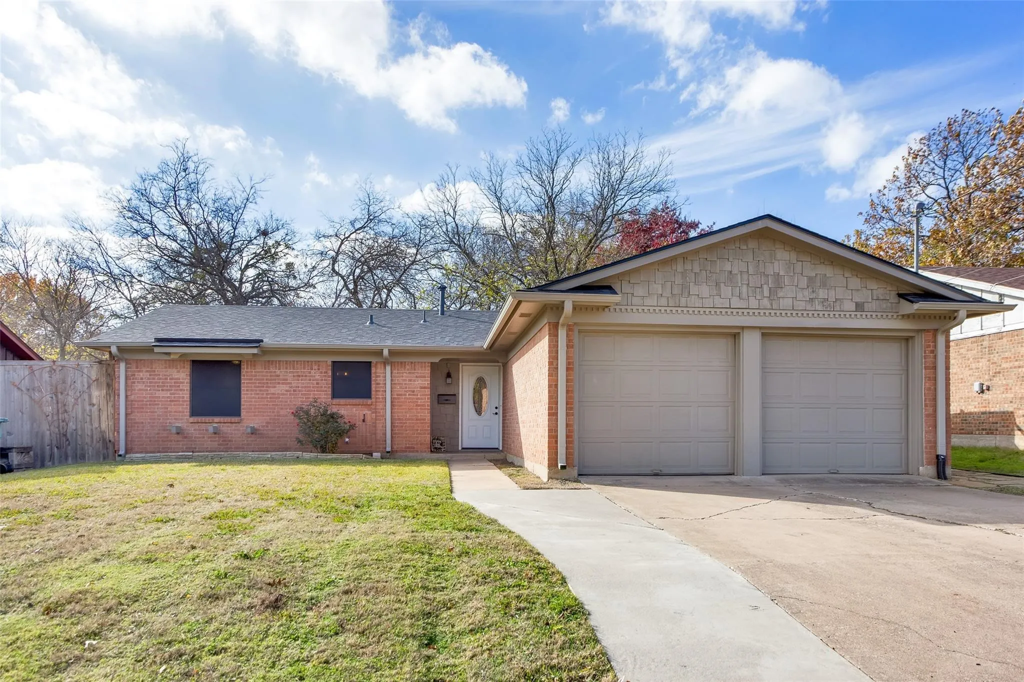 Single Family Residence For Rent
