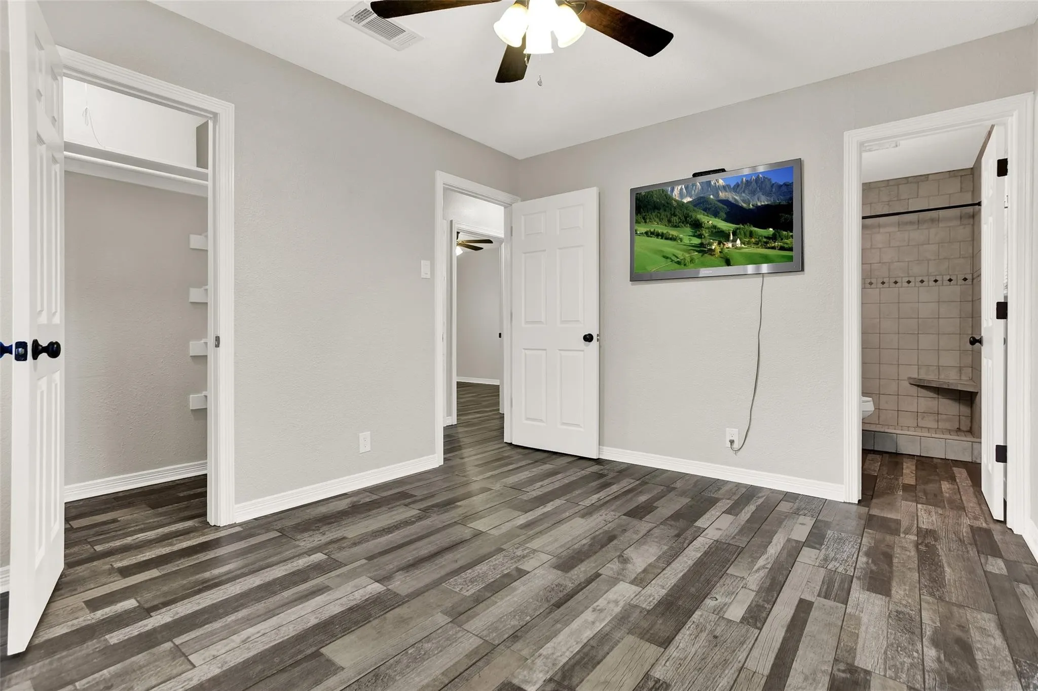 Single Family Residence For Rent in Grayson County , 600 Patricia Drive, Sherman, Texas 75090, 3 Bedroom, 2 Bathroom, 2 Garage spaces, 1,250 Sqft, built in 1965, mls#21410654, Real Estate Agent in Sherman, Homes For Rent in Grayson county, Homes For Rent in Sherman, Realtor in Sherman Texas, Real Estate Brokerage Independent Realty Texas, Luminita Cordes Realtor