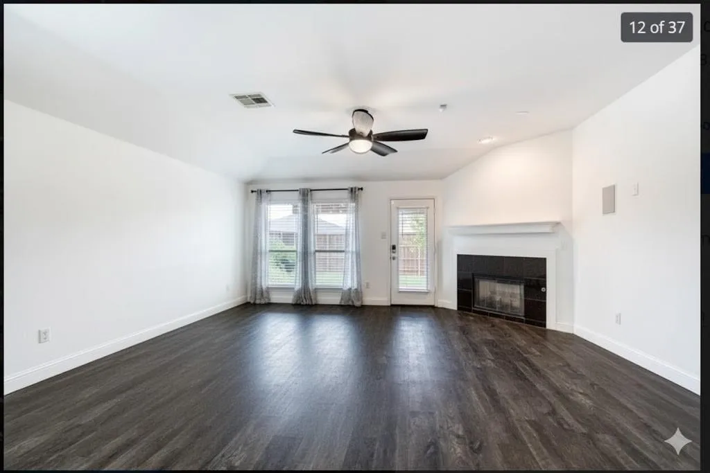 Single Family Residence For Sale in Denton County , 4020 Cherry Ridge Drive, Frisco, Texas 75033, 5 Bedroom, 2 Bathroom, 2 Garage spaces, 2,002 Sqft, built in 2004, mls#21410624, Real Estate Agent in Frisco, Homes For Sale in Denton county, Homes For Sale in Frisco, Realtor in Frisco Texas, Real Estate Brokerage Independent Realty Texas, Luminita Cordes Realtor