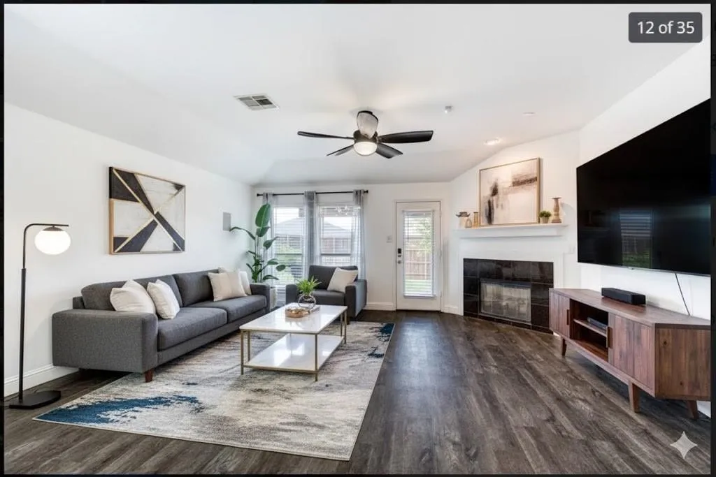 Single Family Residence For Sale in Denton County , 4020 Cherry Ridge Drive, Frisco, Texas 75033, 5 Bedroom, 2 Bathroom, 2 Garage spaces, 2,002 Sqft, built in 2004, mls#21410624, Real Estate Agent in Frisco, Homes For Sale in Denton county, Homes For Sale in Frisco, Realtor in Frisco Texas, Real Estate Brokerage Independent Realty Texas, Luminita Cordes Realtor