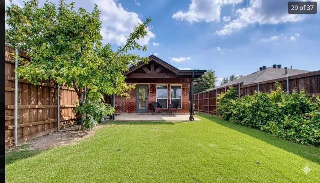Single Family Residence For Sale in Denton County , 4020 Cherry Ridge Drive, Frisco, Texas 75033, 5 Bedroom, 2 Bathroom, 2 Garage spaces, 2,002 Sqft, built in 2004, mls#21410624, Real Estate Agent in Frisco, Homes For Sale in Denton county, Homes For Sale in Frisco, Realtor in Frisco Texas, Real Estate Brokerage Independent Realty Texas, Luminita Cordes Realtor