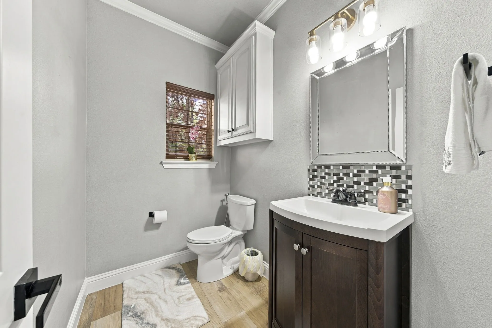 Single Family Residence For Sale in Ellis County , 3220 Baylor Boulevard, Midlothian, Texas 76065, 4 Bedroom, 3 Bathroom, 2 Garage spaces, 3,238 Sqft, built in 2007, mls#21410548, Real Estate Agent in Midlothian, Homes For Sale in Ellis county, Homes For Sale in Midlothian, Realtor in Midlothian Texas, Real Estate Brokerage Independent Realty Texas, Luminita Cordes Realtor