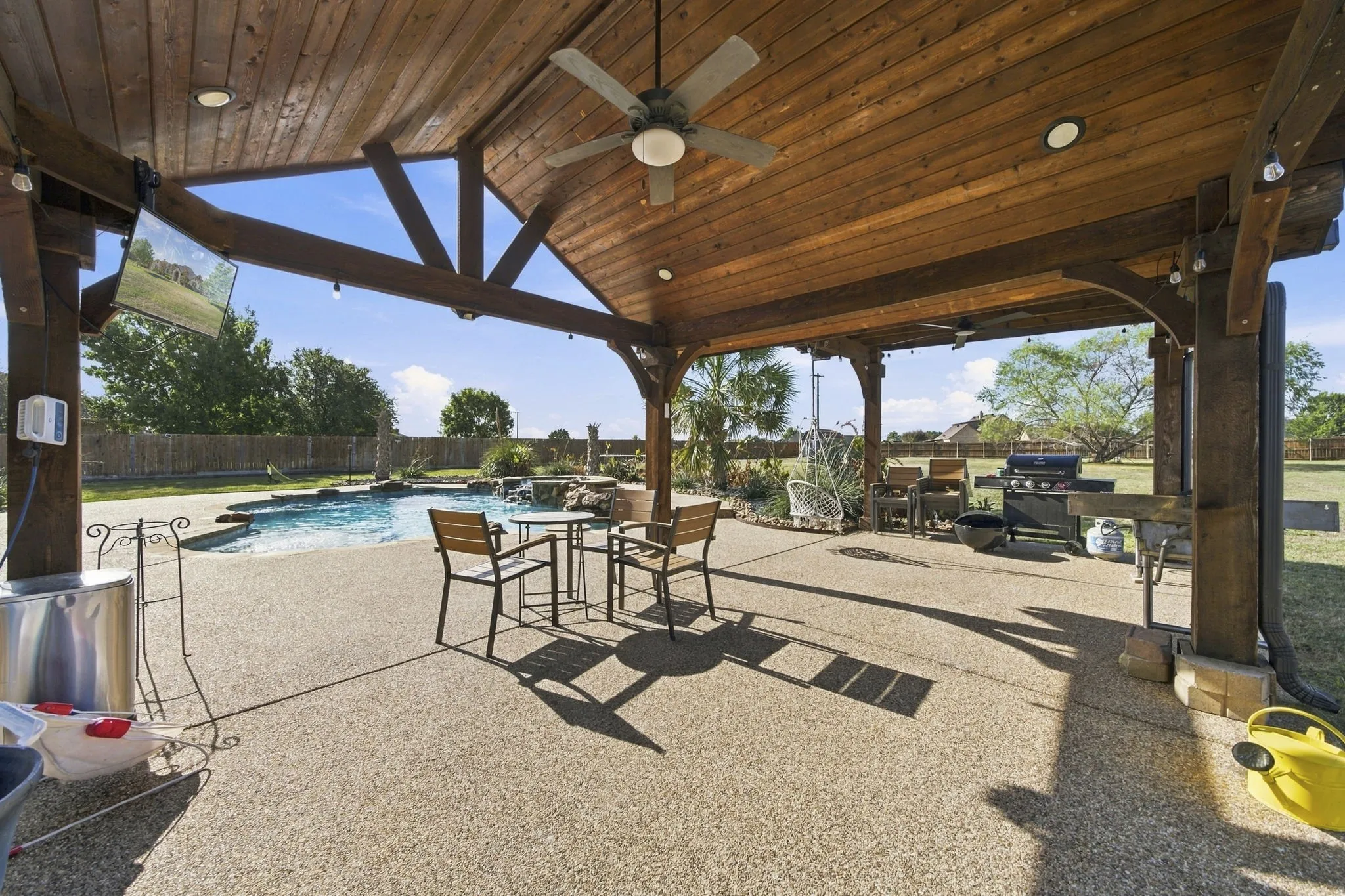 Single Family Residence For Sale in Ellis County , 3220 Baylor Boulevard, Midlothian, Texas 76065, 4 Bedroom, 3 Bathroom, 2 Garage spaces, 3,238 Sqft, built in 2007, mls#21410548, Real Estate Agent in Midlothian, Homes For Sale in Ellis county, Homes For Sale in Midlothian, Realtor in Midlothian Texas, Real Estate Brokerage Independent Realty Texas, Luminita Cordes Realtor