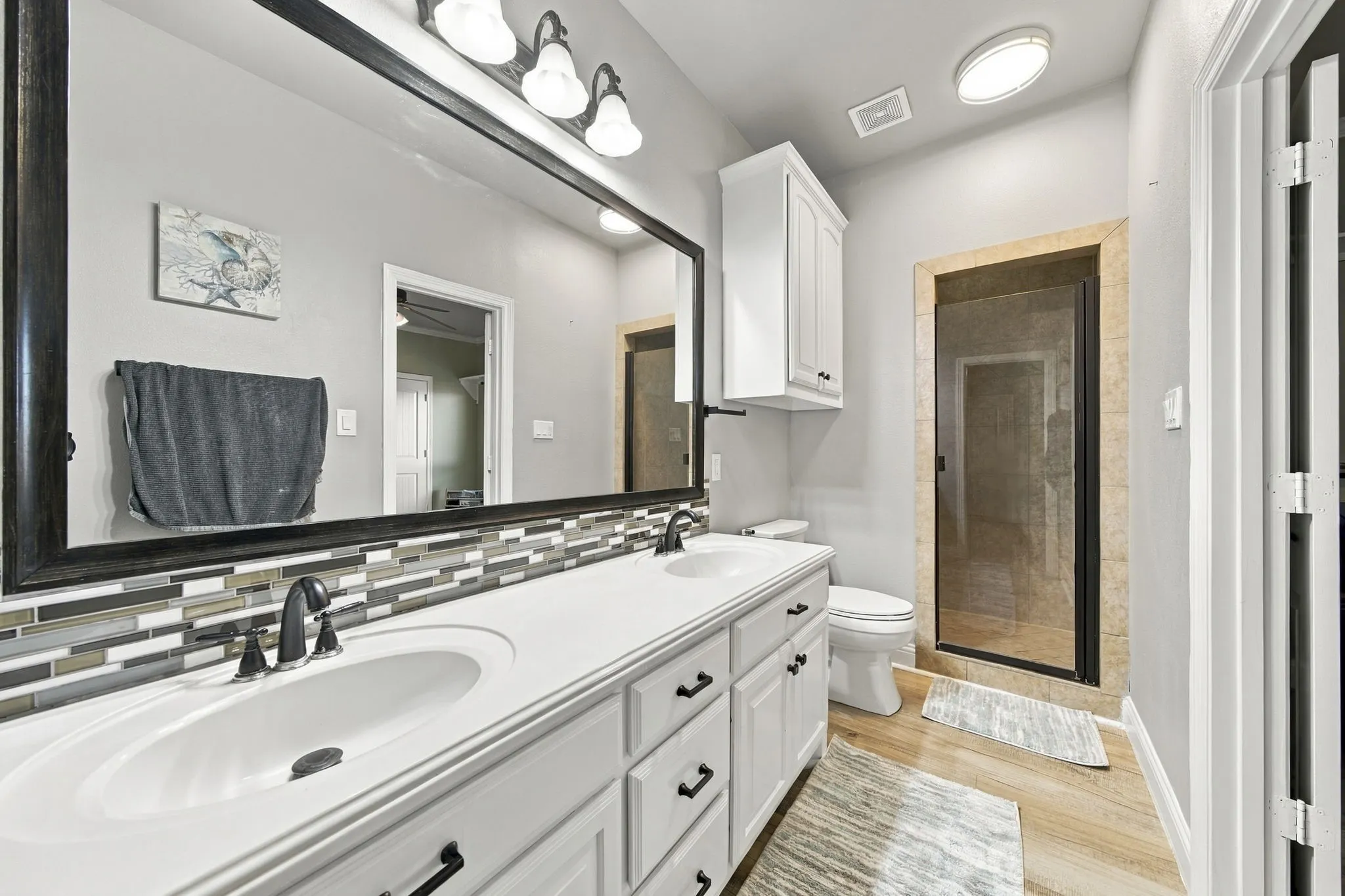 Single Family Residence For Sale in Ellis County , 3220 Baylor Boulevard, Midlothian, Texas 76065, 4 Bedroom, 3 Bathroom, 2 Garage spaces, 3,238 Sqft, built in 2007, mls#21410548, Real Estate Agent in Midlothian, Homes For Sale in Ellis county, Homes For Sale in Midlothian, Realtor in Midlothian Texas, Real Estate Brokerage Independent Realty Texas, Luminita Cordes Realtor