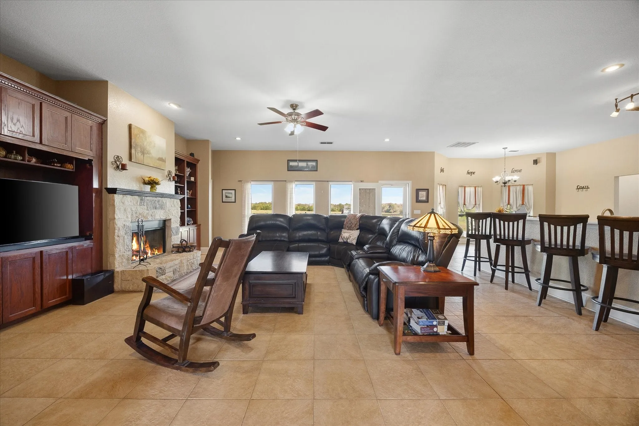 Single Family Residence For Sale in Hunt County , 250 County Road 1006, Wolfe City, Texas 75496, 5 Bedroom, 4 Bathroom, 3 Garage spaces, 4,125 Sqft, built in 2003, mls#21410081, Real Estate Agent in Wolfe City, Homes For Sale in Hunt county, Homes For Sale in Wolfe City, Realtor in Wolfe City Texas, Real Estate Brokerage Independent Realty Texas, Luminita Cordes Realtor