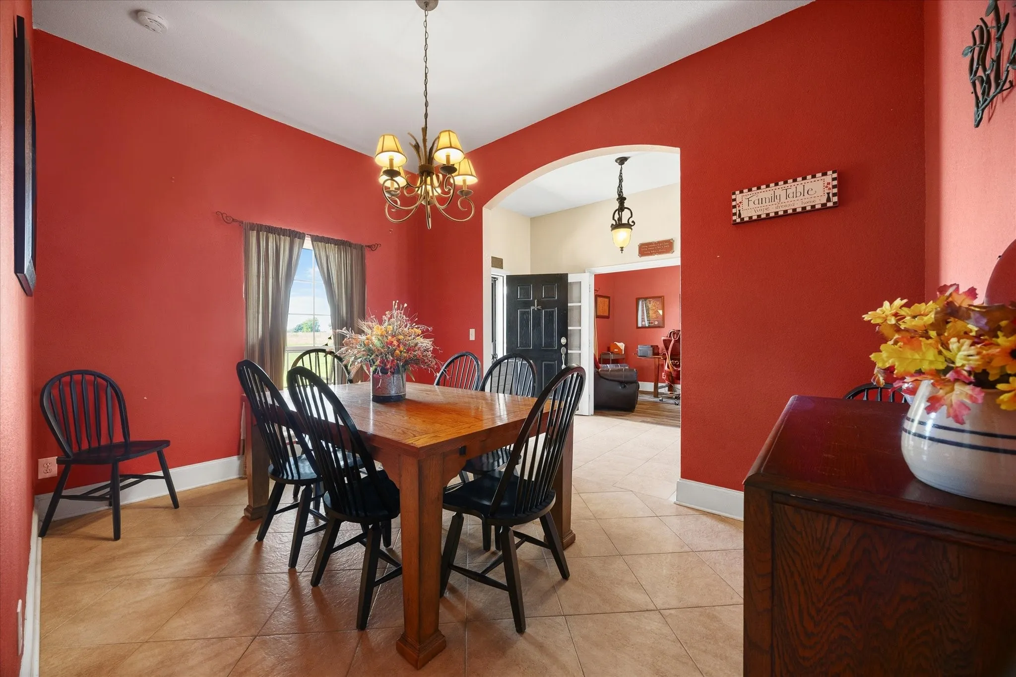 Single Family Residence For Sale in Hunt County , 250 County Road 1006, Wolfe City, Texas 75496, 5 Bedroom, 4 Bathroom, 3 Garage spaces, 4,125 Sqft, built in 2003, mls#21410081, Real Estate Agent in Wolfe City, Homes For Sale in Hunt county, Homes For Sale in Wolfe City, Realtor in Wolfe City Texas, Real Estate Brokerage Independent Realty Texas, Luminita Cordes Realtor