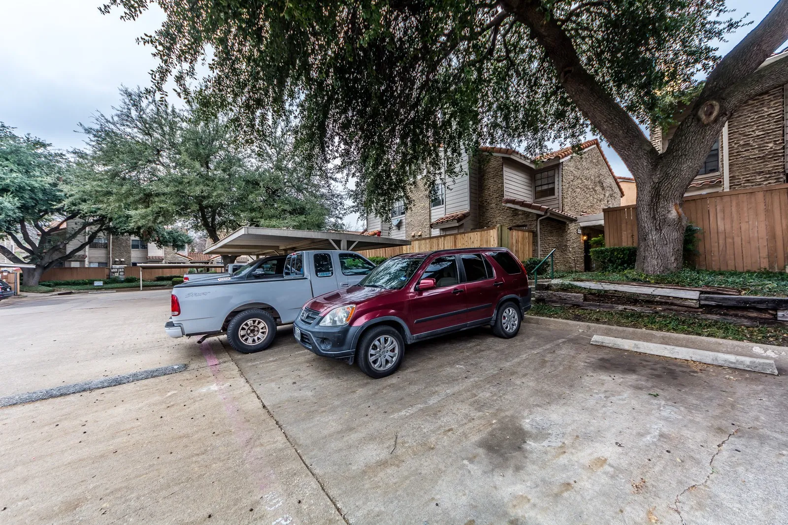 Condominium For Rent in Dallas County , 885 Dublin Drive 3, Richardson, Texas 75080, 2 Bedroom, 3 Bathroom, Garage spaces, 922 Sqft, built in 1980, mls#21409993, Real Estate Agent in Richardson, Homes For Rent in Dallas county, Homes For Rent in Richardson, Realtor in Richardson Texas, Real Estate Brokerage Independent Realty Texas, Luminita Cordes Realtor