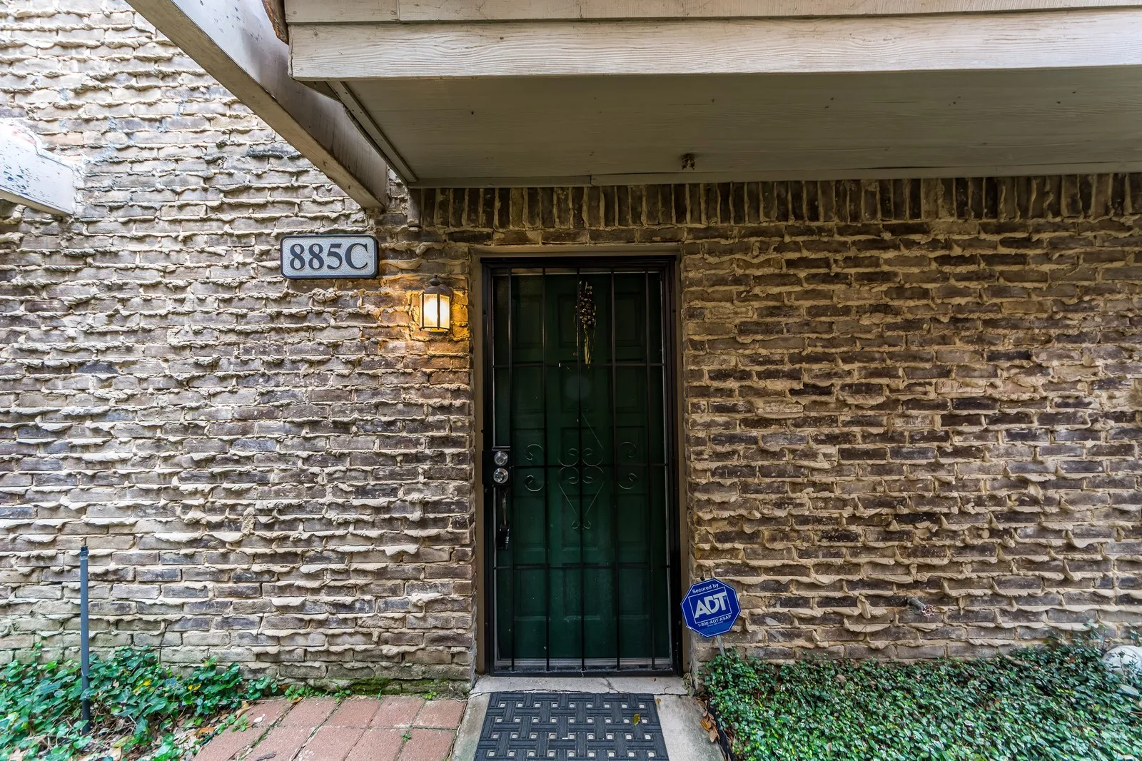 Condominium For Rent in Dallas County , 885 Dublin Drive 3, Richardson, Texas 75080, 2 Bedroom, 3 Bathroom, Garage spaces, 922 Sqft, built in 1980, mls#21409993, Real Estate Agent in Richardson, Homes For Rent in Dallas county, Homes For Rent in Richardson, Realtor in Richardson Texas, Real Estate Brokerage Independent Realty Texas, Luminita Cordes Realtor