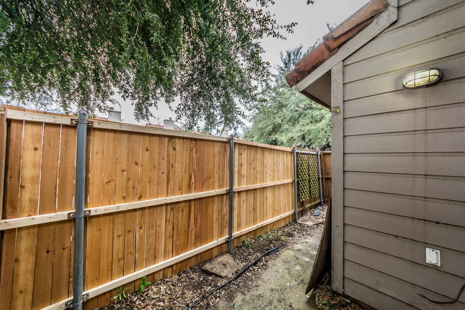 Condominium For Rent in Dallas County , 885 Dublin Drive 3, Richardson, Texas 75080, 2 Bedroom, 3 Bathroom, Garage spaces, 922 Sqft, built in 1980, mls#21409993, Real Estate Agent in Richardson, Homes For Rent in Dallas county, Homes For Rent in Richardson, Realtor in Richardson Texas, Real Estate Brokerage Independent Realty Texas, Luminita Cordes Realtor