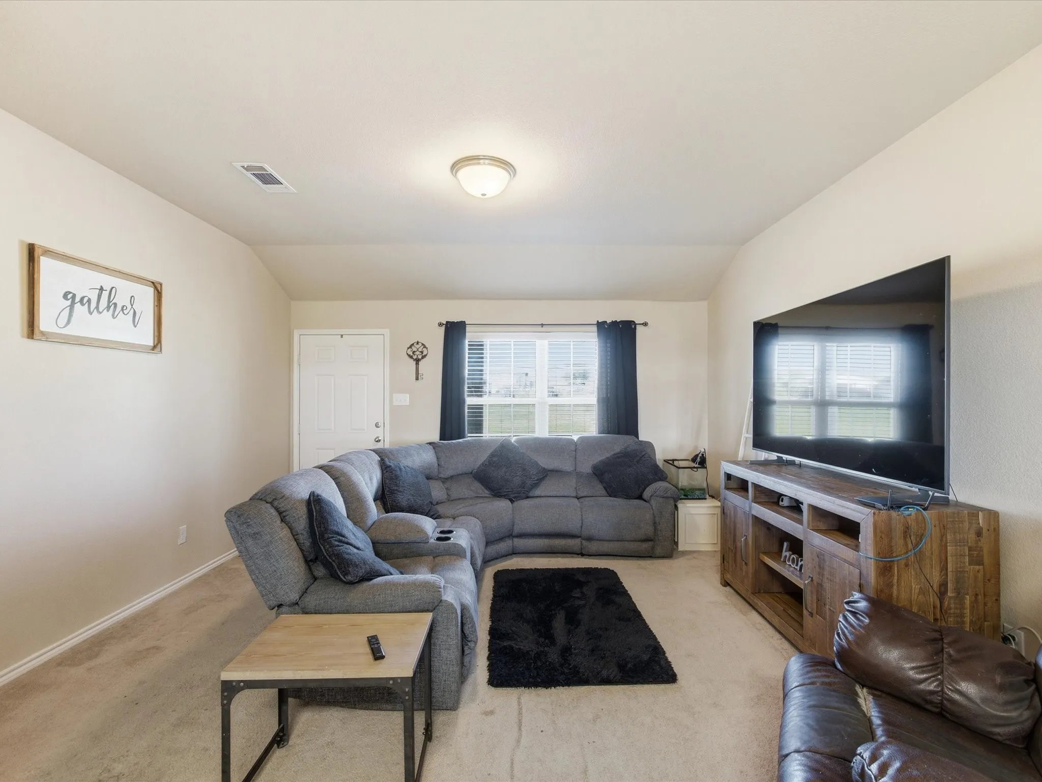 Single Family Residence For Sale in Wise County , 614 Mesa Ridge, Decatur, Texas 76234, 4 Bedroom, 2 Bathroom, 2 Garage spaces, 1,590 Sqft, built in 2015, mls#21409540, Real Estate Agent in Decatur, Homes For Sale in Wise county, Homes For Sale in Decatur, Realtor in Decatur Texas, Real Estate Brokerage Independent Realty Texas, Luminita Cordes Realtor