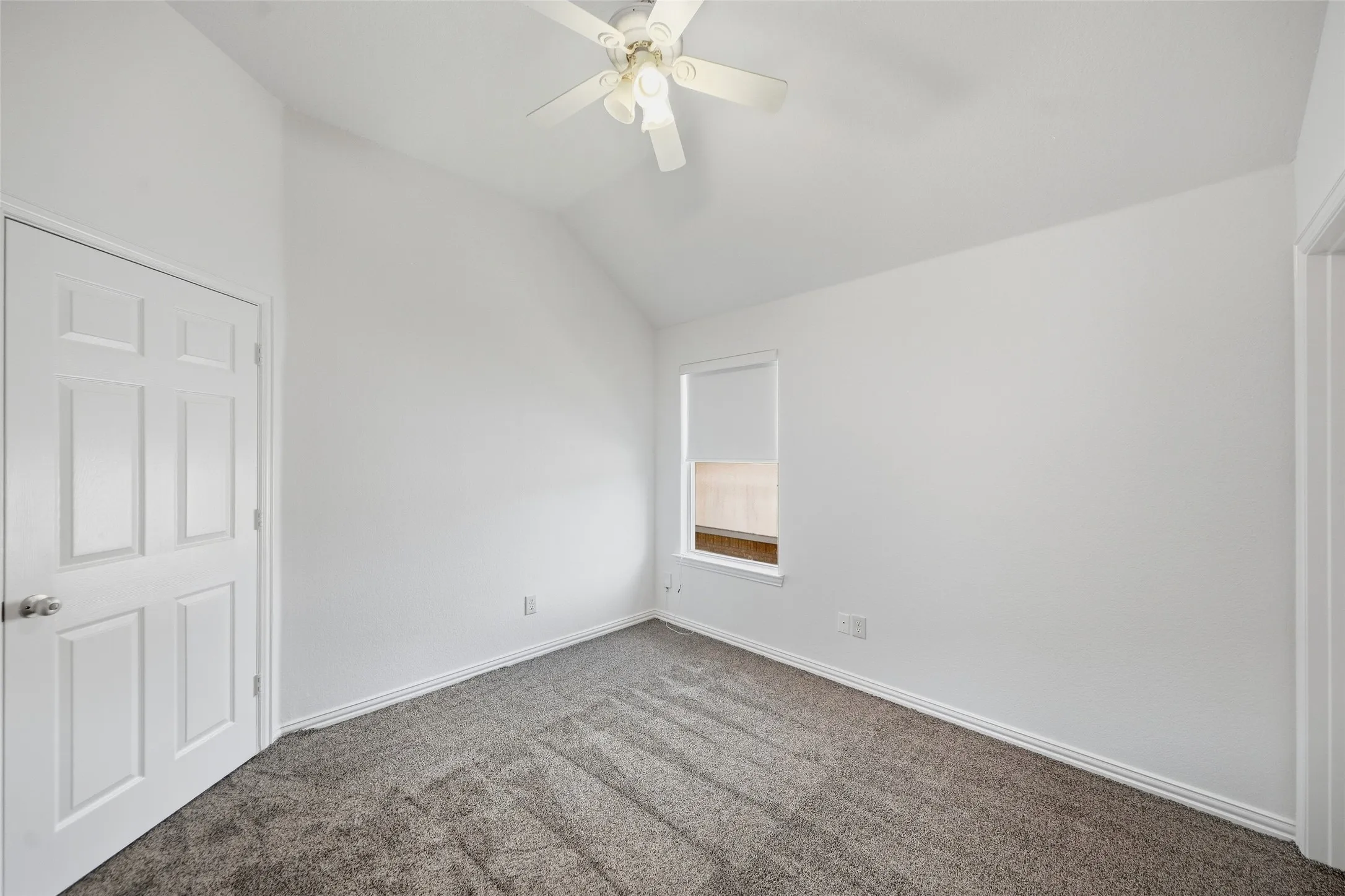 Single Family Residence For Rent in Collin County , 1431 Constellation Drive, Allen, Texas 75013, 5 Bedroom, 3 Bathroom, 2 Garage spaces, 3,187 Sqft, built in 1998, mls#21410721, Real Estate Agent in Allen, Homes For Rent in Collin county, Homes For Rent in Allen, Realtor in Allen Texas, Real Estate Brokerage Independent Realty Texas, Luminita Cordes Realtor