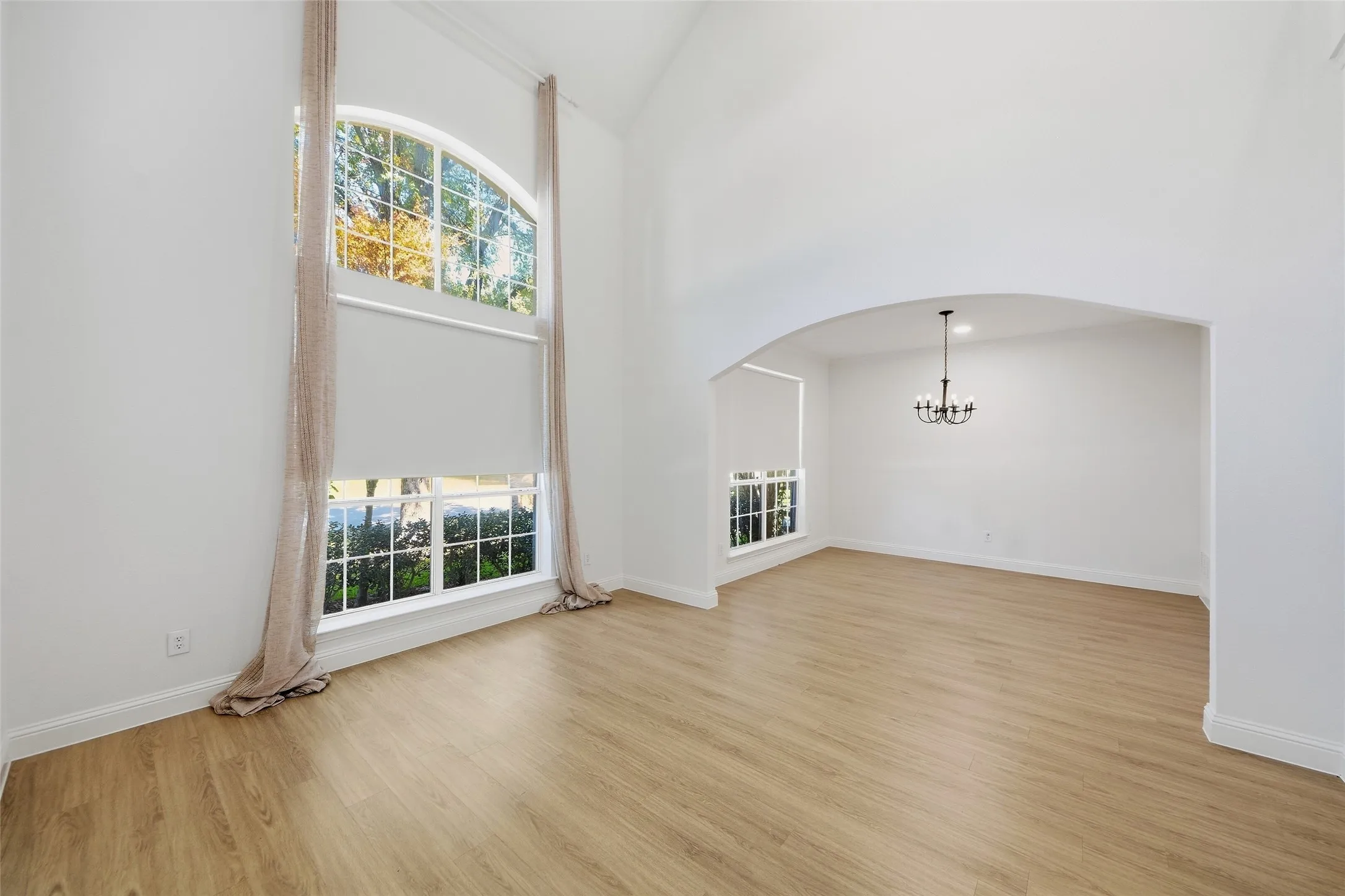 Single Family Residence For Rent in Collin County , 1431 Constellation Drive, Allen, Texas 75013, 5 Bedroom, 3 Bathroom, 2 Garage spaces, 3,187 Sqft, built in 1998, mls#21410721, Real Estate Agent in Allen, Homes For Rent in Collin county, Homes For Rent in Allen, Realtor in Allen Texas, Real Estate Brokerage Independent Realty Texas, Luminita Cordes Realtor
