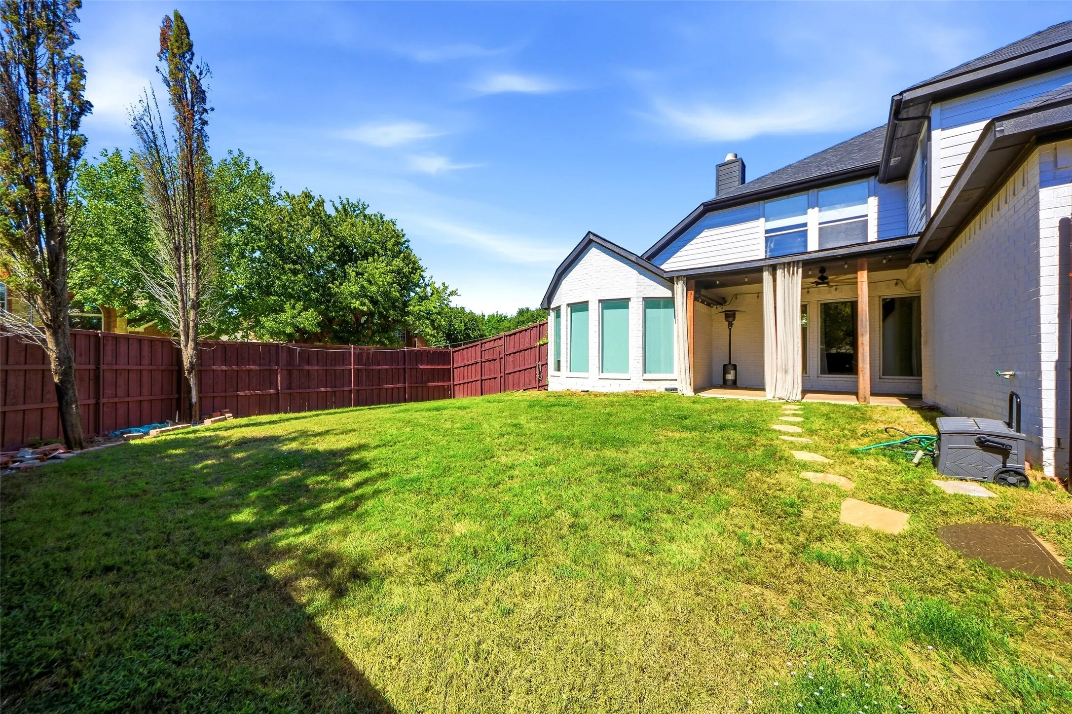 Single Family Residence For Rent in Collin County , 1431 Constellation Drive, Allen, Texas 75013, 5 Bedroom, 3 Bathroom, 2 Garage spaces, 3,187 Sqft, built in 1998, mls#21410721, Real Estate Agent in Allen, Homes For Rent in Collin county, Homes For Rent in Allen, Realtor in Allen Texas, Real Estate Brokerage Independent Realty Texas, Luminita Cordes Realtor