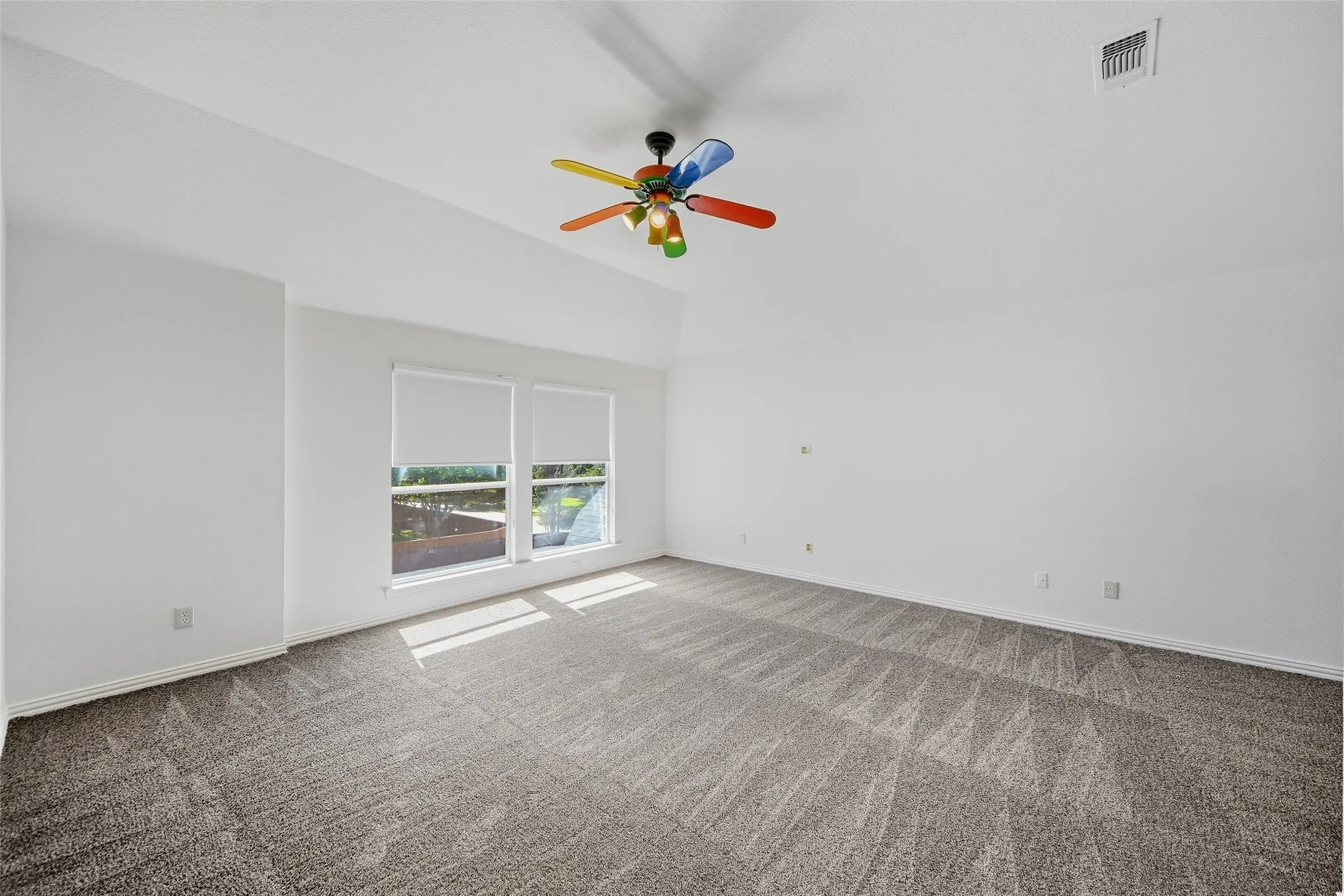 Single Family Residence For Rent in Collin County , 1431 Constellation Drive, Allen, Texas 75013, 5 Bedroom, 3 Bathroom, 2 Garage spaces, 3,187 Sqft, built in 1998, mls#21410721, Real Estate Agent in Allen, Homes For Rent in Collin county, Homes For Rent in Allen, Realtor in Allen Texas, Real Estate Brokerage Independent Realty Texas, Luminita Cordes Realtor