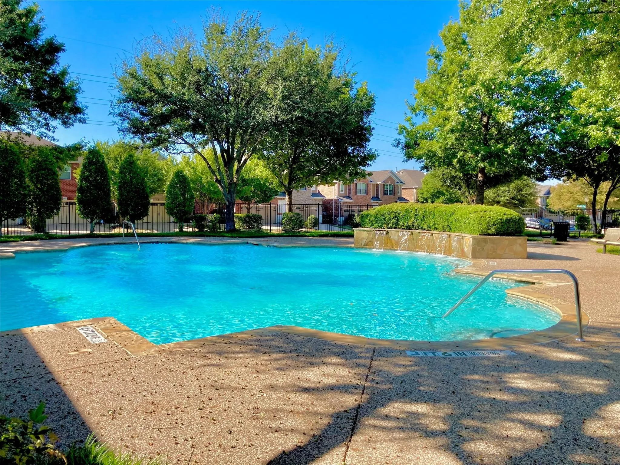Townhouse For Sale in Collin County , 8732 San Bernard Street, Plano, Texas 75024, 3 Bedroom, 3 Bathroom, 2 Garage spaces, 1,632 Sqft, built in 2008, mls#21410569, Real Estate Agent in Plano, Homes For Sale in Collin county, Homes For Sale in Plano, Realtor in Plano Texas, Real Estate Brokerage Independent Realty Texas, Luminita Cordes Realtor