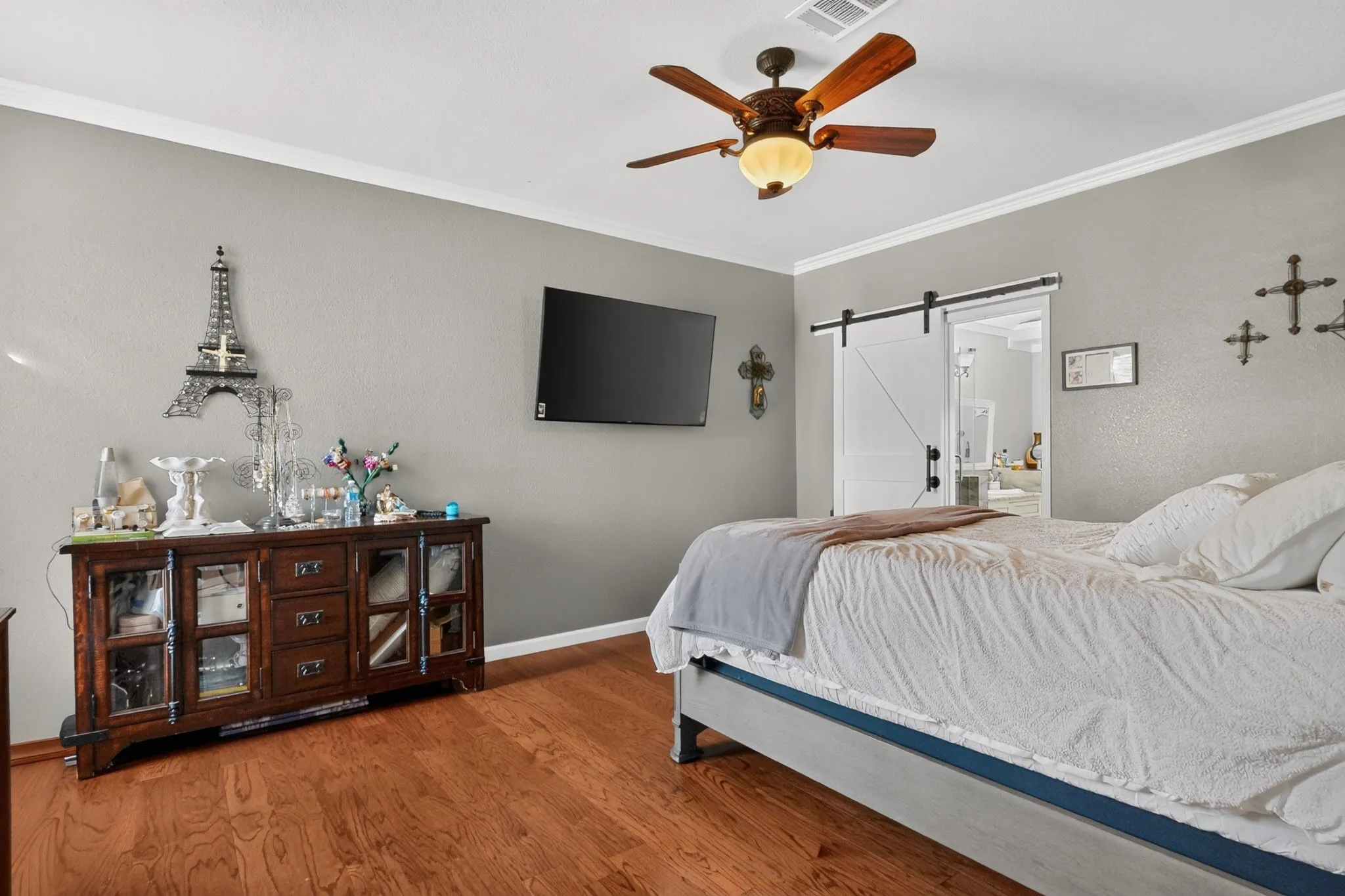 Single Family Residence For Sale in Dallas County , 2819 Williams Way Court, Dallas, Texas 75228, 4 Bedroom, 3 Bathroom, 2 Garage spaces, 1,747 Sqft, built in 1991, mls#21408739, Real Estate Agent in Dallas, Homes For Sale in Dallas county, Homes For Sale in Dallas, Realtor in Dallas Texas, Real Estate Brokerage Independent Realty Texas, Luminita Cordes Realtor