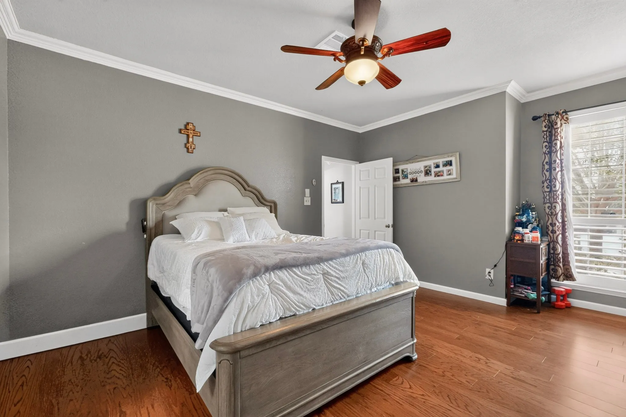 Single Family Residence For Sale in Dallas County , 2819 Williams Way Court, Dallas, Texas 75228, 4 Bedroom, 3 Bathroom, 2 Garage spaces, 1,747 Sqft, built in 1991, mls#21408739, Real Estate Agent in Dallas, Homes For Sale in Dallas county, Homes For Sale in Dallas, Realtor in Dallas Texas, Real Estate Brokerage Independent Realty Texas, Luminita Cordes Realtor