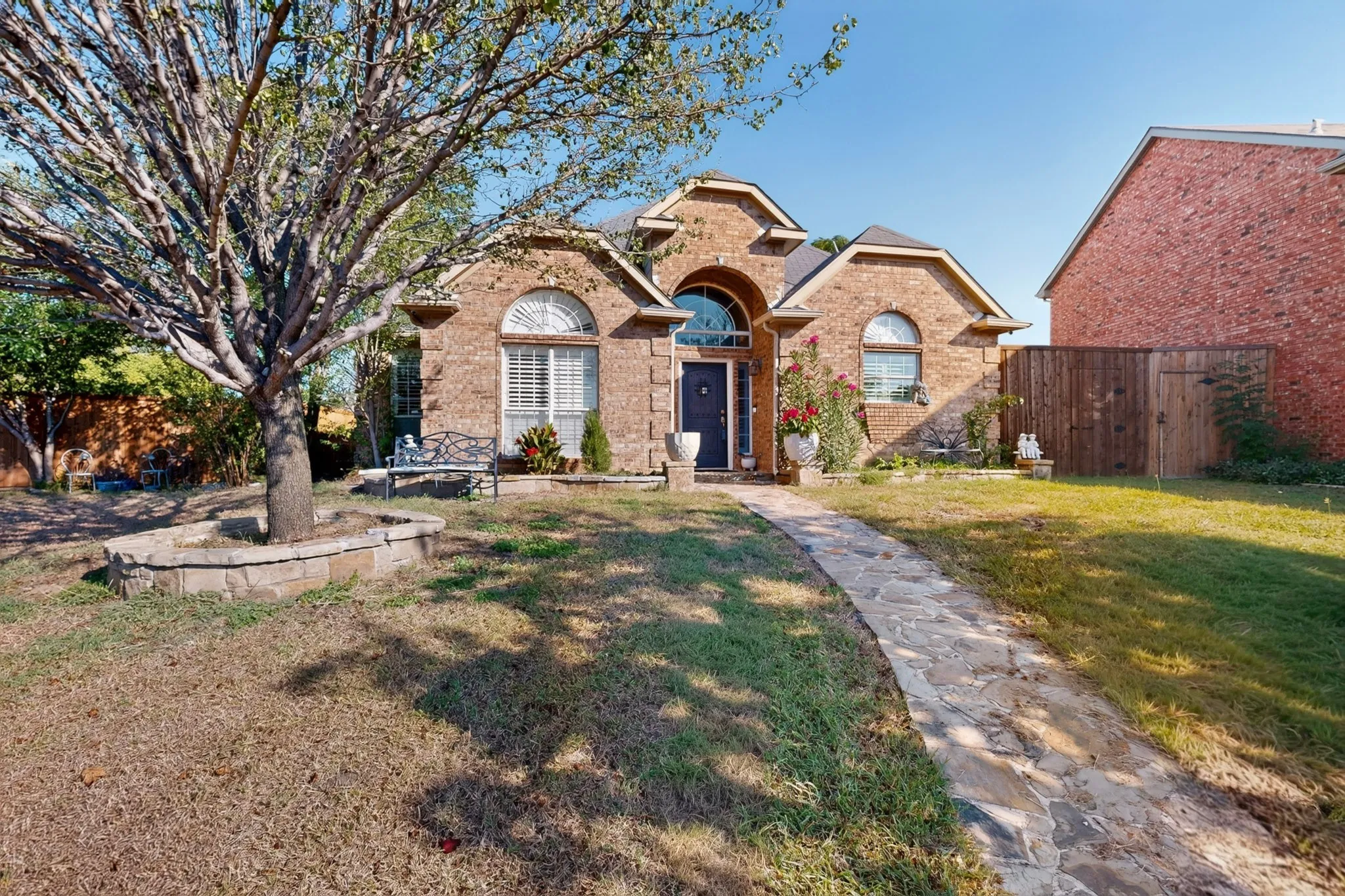 Single Family Residence For Sale