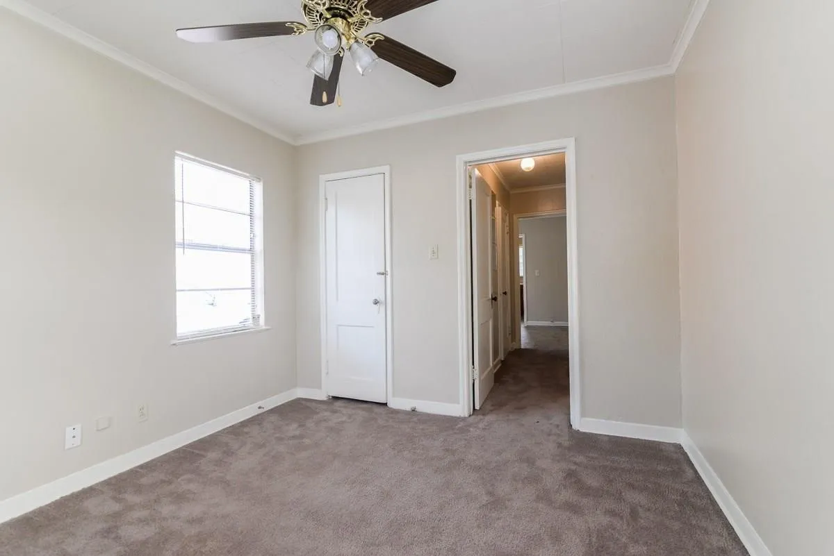 Duplex For Rent in Dallas County , 1123 Clinton Street, Garland, Texas 75040, 1 Bedroom, 1 Bathroom, Garage spaces, 569 Sqft, built in 1950, mls#21410762, Real Estate Agent in Garland, Homes For Rent in Dallas county, Homes For Rent in Garland, Realtor in Garland Texas, Real Estate Brokerage Independent Realty Texas, Luminita Cordes Realtor