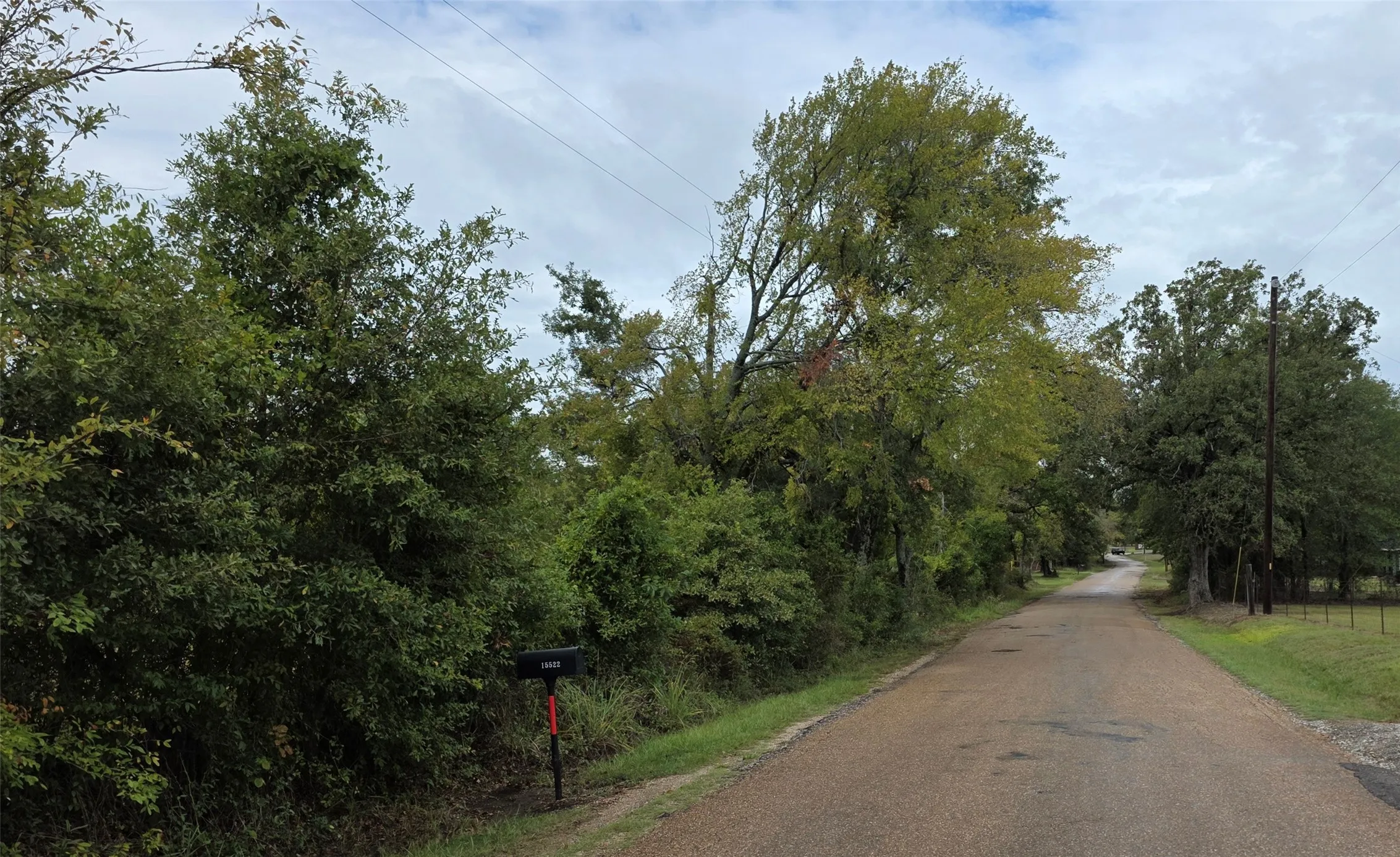 Single Family Residence For Sale in Henderson County , 5488 Point LaVista, Malakoff, Texas 75148, 3 Bedroom, 2 Bathroom, 2 Garage spaces, 2,050 Sqft, built in 1997, mls#21410345, Real Estate Agent in Malakoff, Homes For Sale in Henderson county, Homes For Sale in Malakoff, Realtor in Malakoff Texas, Real Estate Brokerage Independent Realty Texas, Luminita Cordes Realtor
