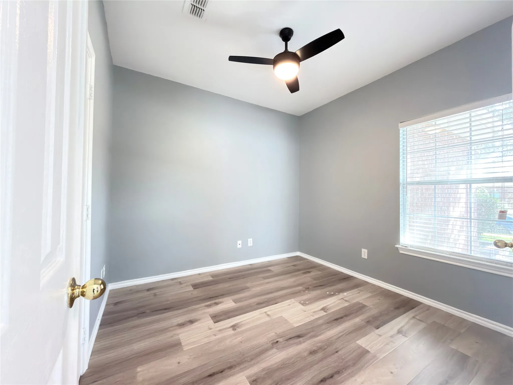 Single Family Residence For Rent in Collin County , 1208 Sonoma Drive, Allen, Texas 75013, 4 Bedroom, 2 Bathroom, 2 Garage spaces, 2,249 Sqft, built in 1996, mls#21410788, Real Estate Agent in Allen, Homes For Rent in Collin county, Homes For Rent in Allen, Realtor in Allen Texas, Real Estate Brokerage Independent Realty Texas, Luminita Cordes Realtor