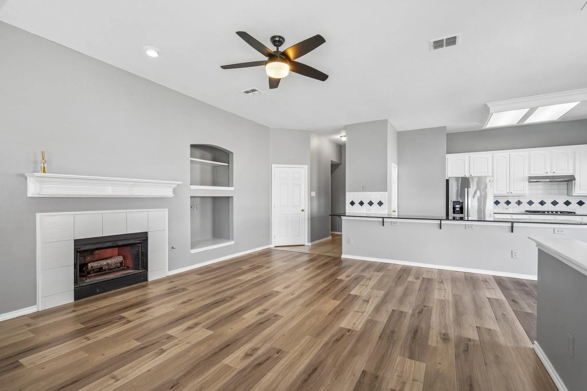 Single Family Residence For Rent in Collin County , 1208 Sonoma Drive, Allen, Texas 75013, 4 Bedroom, 2 Bathroom, 2 Garage spaces, 2,249 Sqft, built in 1996, mls#21410788, Real Estate Agent in Allen, Homes For Rent in Collin county, Homes For Rent in Allen, Realtor in Allen Texas, Real Estate Brokerage Independent Realty Texas, Luminita Cordes Realtor