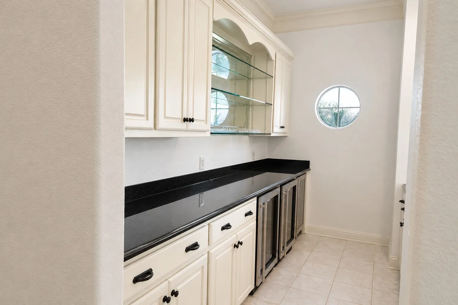 Single Family Residence For Rent in Dallas County , 1428 Windmill Hill Lane, Cedar Hill, Texas 75104, 4 Bedroom, 3 Bathroom, 2 Garage spaces, 3,153 Sqft, built in 2005, mls#21410798, Real Estate Agent in Cedar Hill, Homes For Rent in Dallas county, Homes For Rent in Cedar Hill, Realtor in Cedar Hill Texas, Real Estate Brokerage Independent Realty Texas, Luminita Cordes Realtor