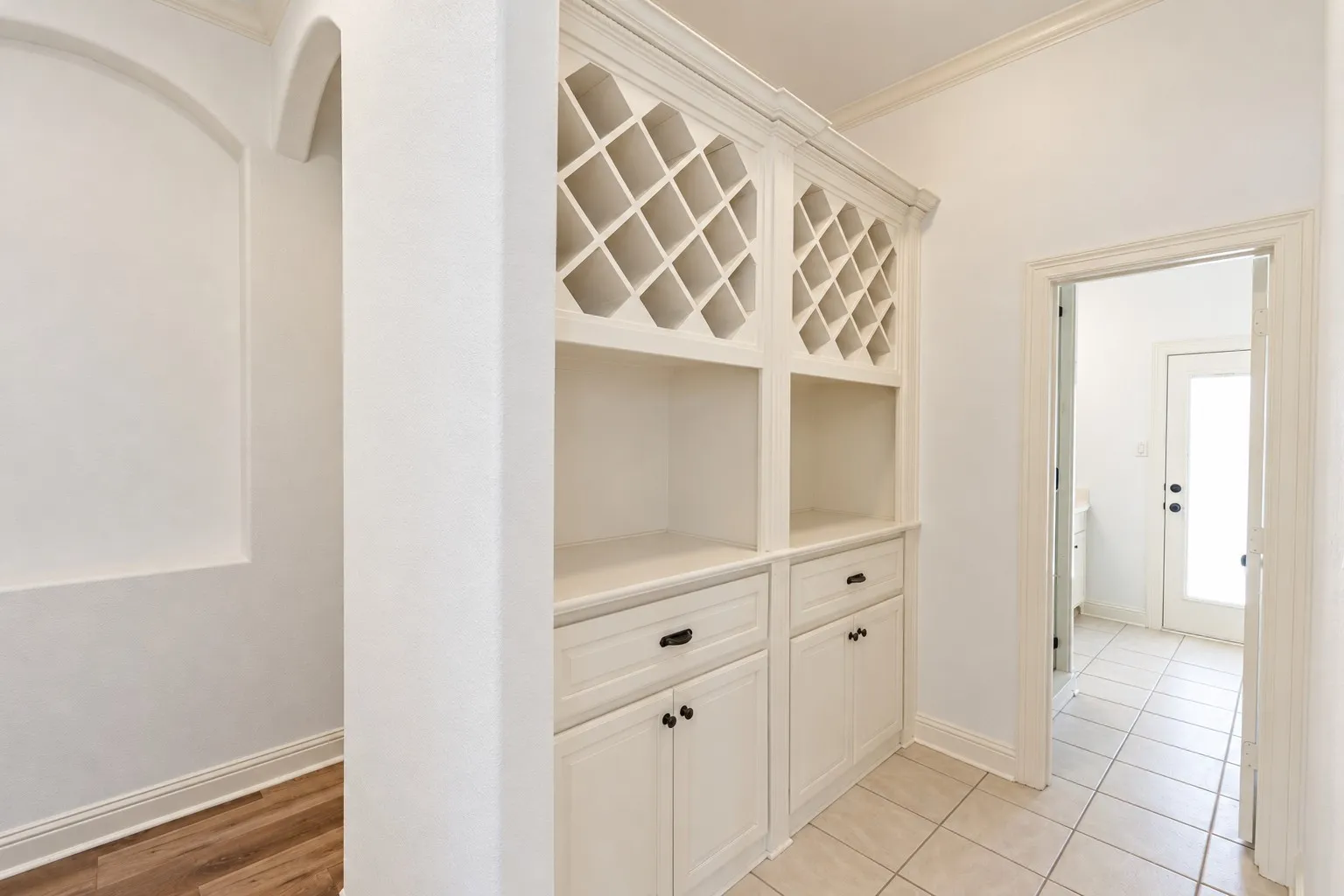 Single Family Residence For Rent in Dallas County , 1428 Windmill Hill Lane, Cedar Hill, Texas 75104, 4 Bedroom, 3 Bathroom, 2 Garage spaces, 3,153 Sqft, built in 2005, mls#21410798, Real Estate Agent in Cedar Hill, Homes For Rent in Dallas county, Homes For Rent in Cedar Hill, Realtor in Cedar Hill Texas, Real Estate Brokerage Independent Realty Texas, Luminita Cordes Realtor