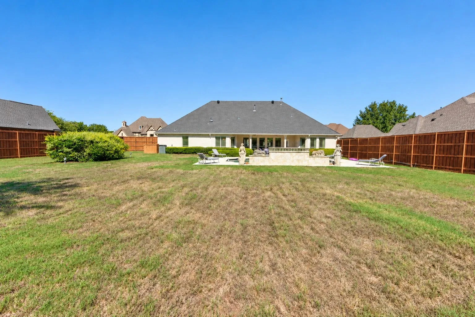 Single Family Residence For Rent in Dallas County , 1428 Windmill Hill Lane, Cedar Hill, Texas 75104, 4 Bedroom, 3 Bathroom, 2 Garage spaces, 3,153 Sqft, built in 2005, mls#21410798, Real Estate Agent in Cedar Hill, Homes For Rent in Dallas county, Homes For Rent in Cedar Hill, Realtor in Cedar Hill Texas, Real Estate Brokerage Independent Realty Texas, Luminita Cordes Realtor