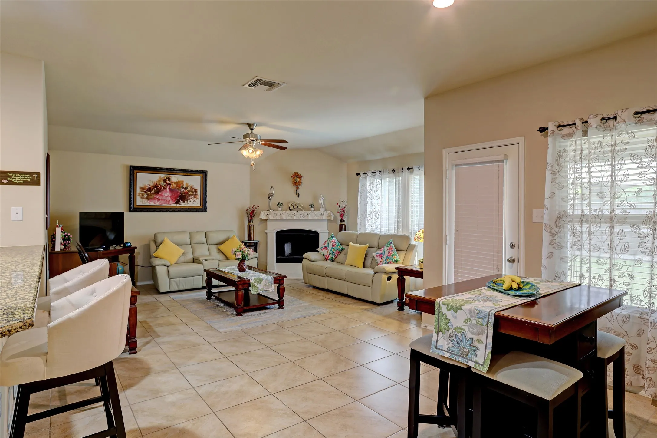 Single Family Residence For Sale in Collin County , 520 Rustic Oak Lane, Mc Kinney, Texas 75072, 4 Bedroom, 3 Bathroom, 2 Garage spaces, 2,046 Sqft, built in 2016, mls#21405113, Real Estate Agent in Mc Kinney, Homes For Sale in Collin county, Homes For Sale in Mc Kinney, Realtor in Mc Kinney Texas, Real Estate Brokerage Independent Realty Texas, Luminita Cordes Realtor