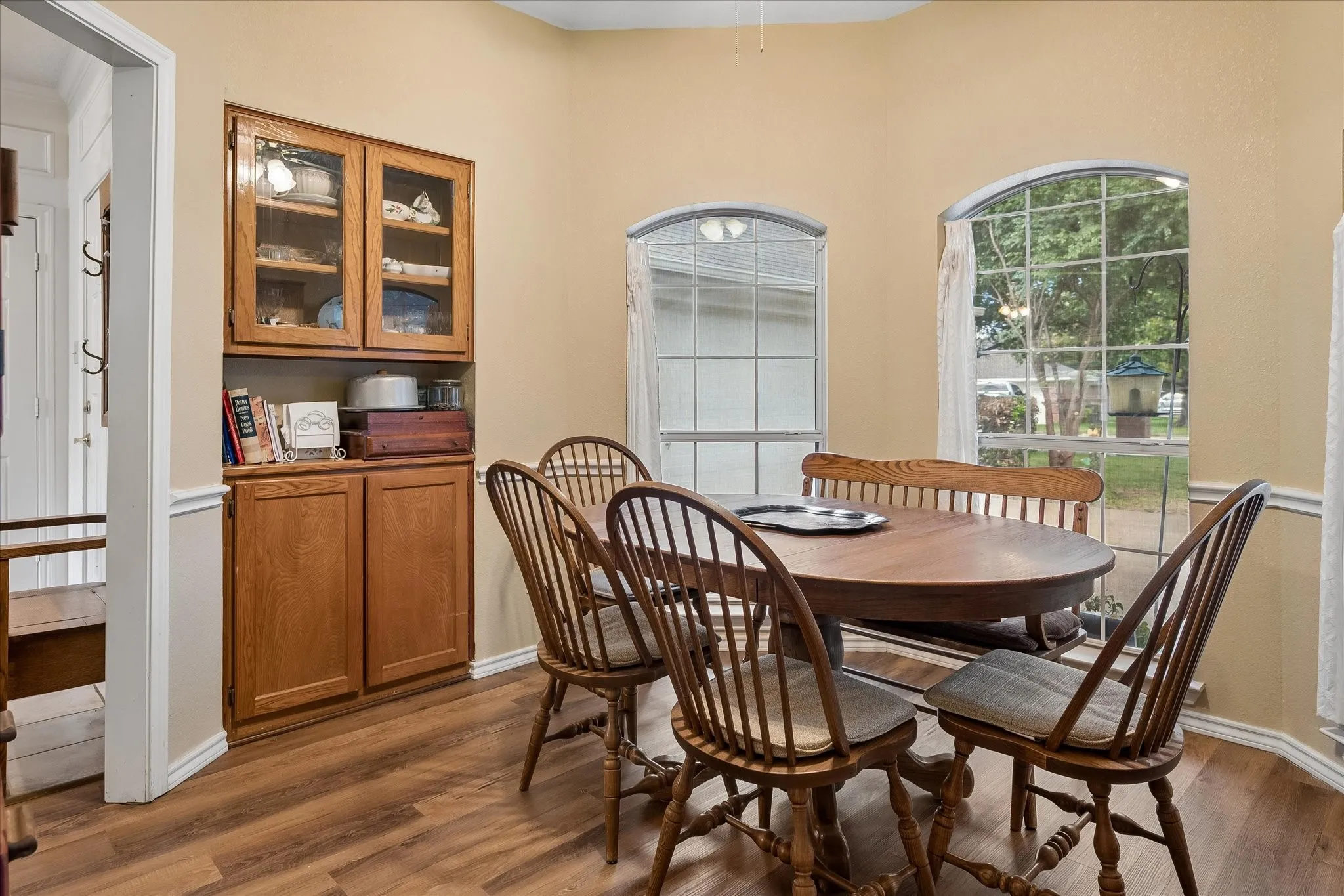 Single Family Residence For Sale in Tarrant County , 8920 Ashcraft Drive, North Richland Hills, Texas 76182, 3 Bedroom, 2 Bathroom, 2 Garage spaces, 1,698 Sqft, built in 1989, mls#21410502, Real Estate Agent in North Richland Hills, Homes For Sale in Tarrant county, Homes For Sale in North Richland Hills, Realtor in North Richland Hills Texas, Real Estate Brokerage Independent Realty Texas, Luminita Cordes Realtor