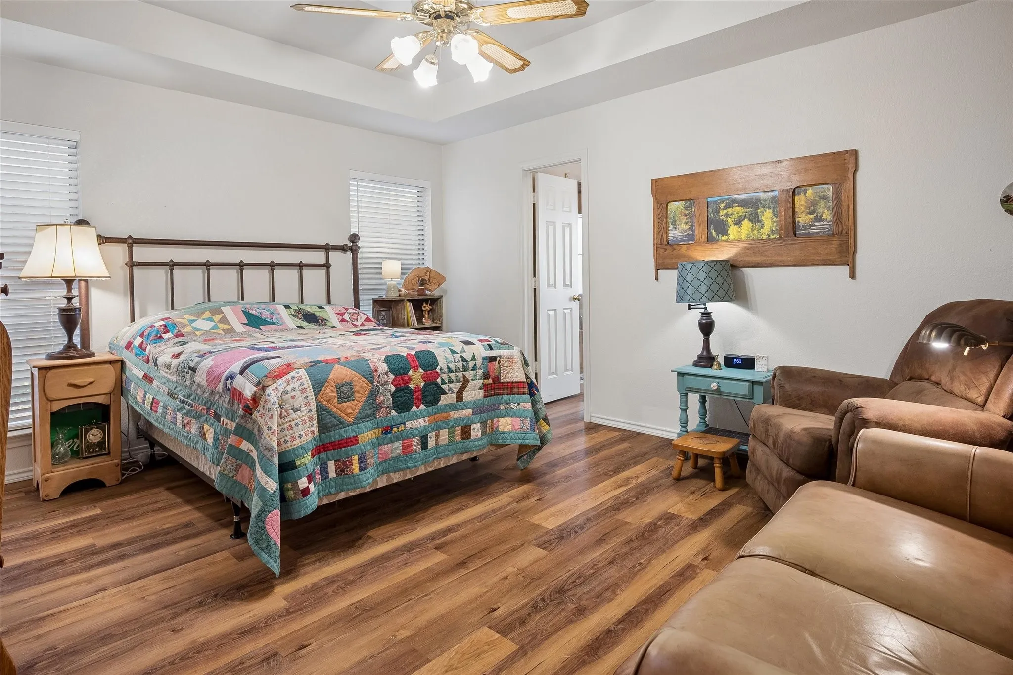 Single Family Residence For Sale in Tarrant County , 8920 Ashcraft Drive, North Richland Hills, Texas 76182, 3 Bedroom, 2 Bathroom, 2 Garage spaces, 1,698 Sqft, built in 1989, mls#21410502, Real Estate Agent in North Richland Hills, Homes For Sale in Tarrant county, Homes For Sale in North Richland Hills, Realtor in North Richland Hills Texas, Real Estate Brokerage Independent Realty Texas, Luminita Cordes Realtor