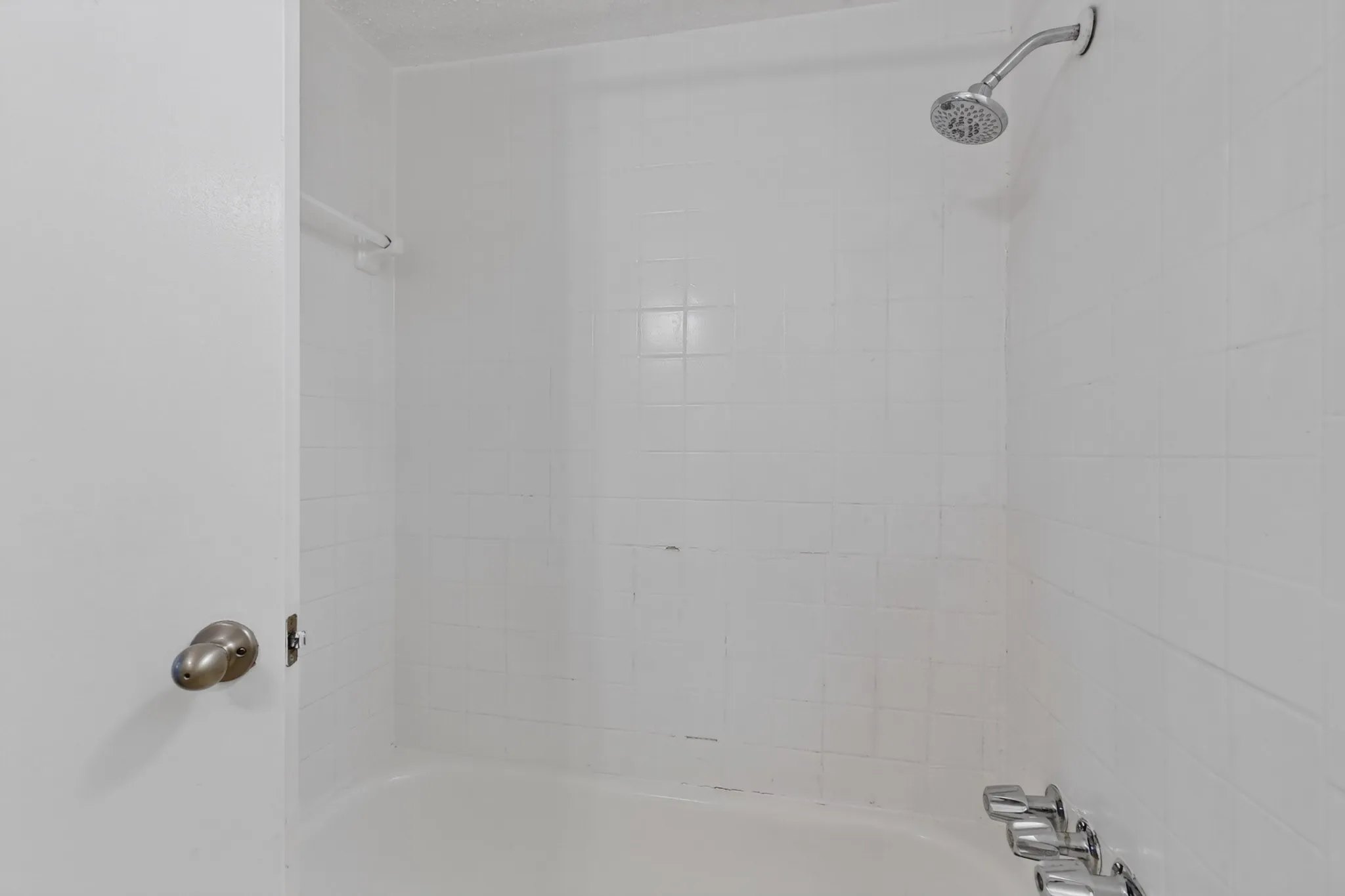 Duplex For Rent in Dallas County , 910 N Nursery Road, Irving, Texas 75061, 2 Bedroom, 2 Bathroom, 2 Garage spaces, 1,122 Sqft, built in 1981, mls#21410402, Real Estate Agent in Irving, Homes For Rent in Dallas county, Homes For Rent in Irving, Realtor in Irving Texas, Real Estate Brokerage Independent Realty Texas, Luminita Cordes Realtor