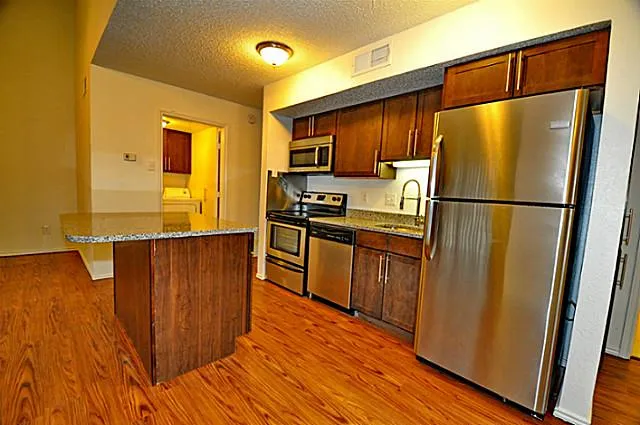 Apartment For Rent in Dallas County , 6910 Skillman Street 3017, Dallas, Texas 75231, 2 Bedroom, 2 Bathroom, Garage spaces, 917 Sqft, built in 1983, mls#21410844, Real Estate Agent in Dallas, Homes For Rent in Dallas county, Homes For Rent in Dallas, Realtor in Dallas Texas, Real Estate Brokerage Independent Realty Texas, Luminita Cordes Realtor