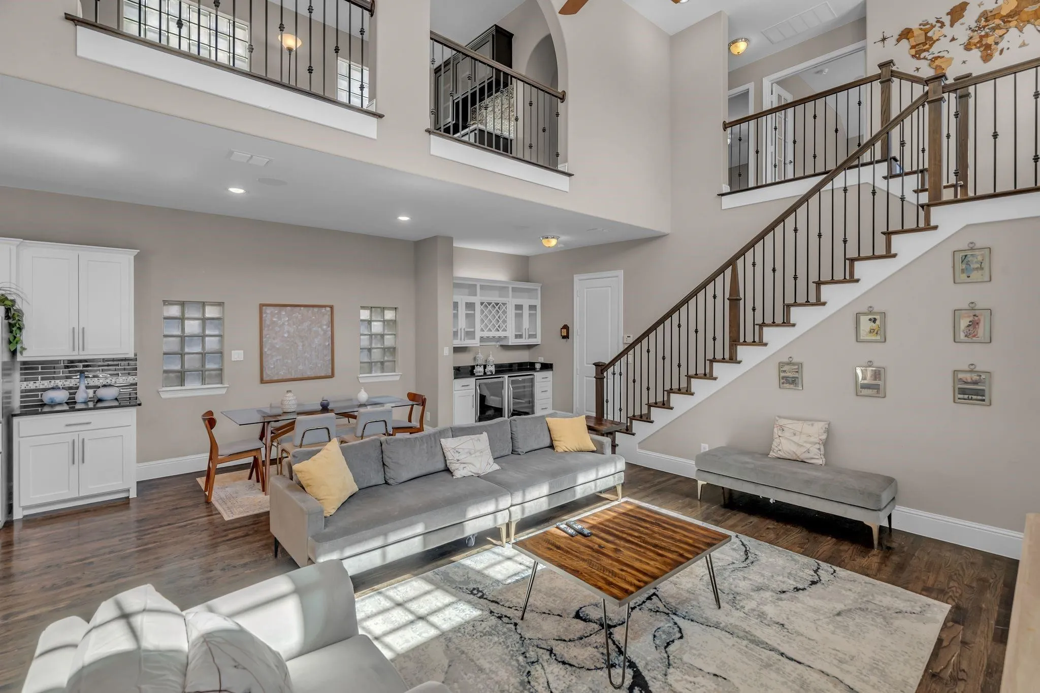 Single Family Residence For Rent in Denton County , 350 Loma Alta Drive, Flower Mound, Texas 75022, 4 Bedroom, 3 Bathroom, 2 Garage spaces, 2,336 Sqft, built in 2016, mls#21410857, Real Estate Agent in Flower Mound, Homes For Rent in Denton county, Homes For Rent in Flower Mound, Realtor in Flower Mound Texas, Real Estate Brokerage Independent Realty Texas, Luminita Cordes Realtor