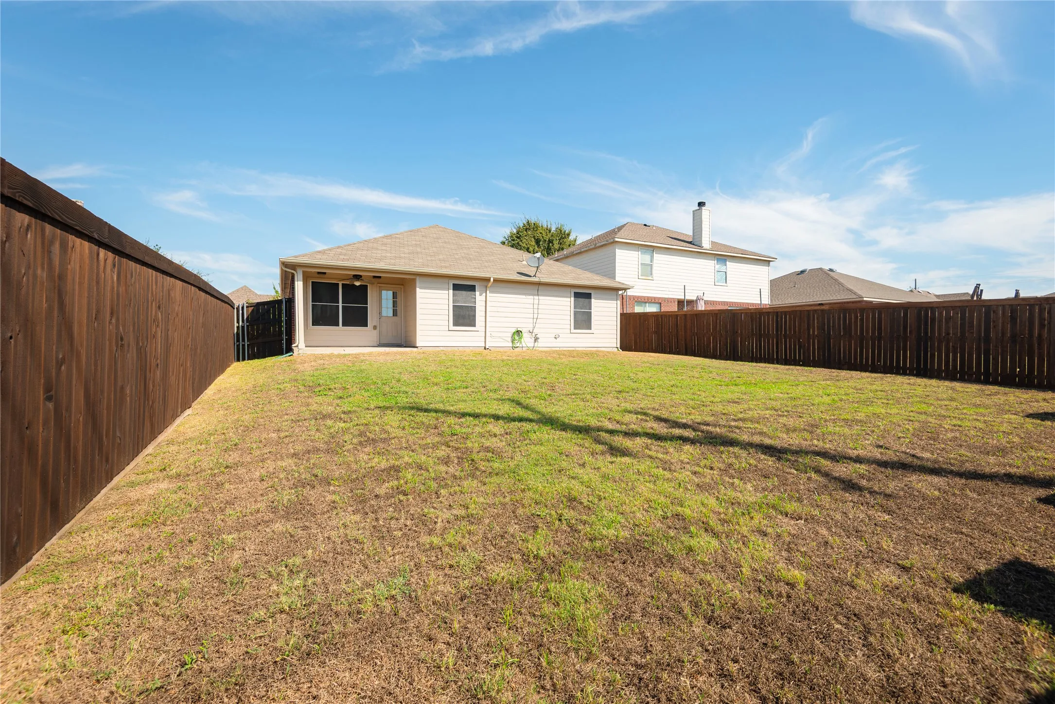 Single Family Residence For Sale in Collin County , 1105 Antoinette Drive, Princeton, Texas 75407, 3 Bedroom, 2 Bathroom, 2 Garage spaces, 1,502 Sqft, built in 2006, mls#21410719, Real Estate Agent in Princeton, Homes For Sale in Collin county, Homes For Sale in Princeton, Realtor in Princeton Texas, Real Estate Brokerage Independent Realty Texas, Luminita Cordes Realtor