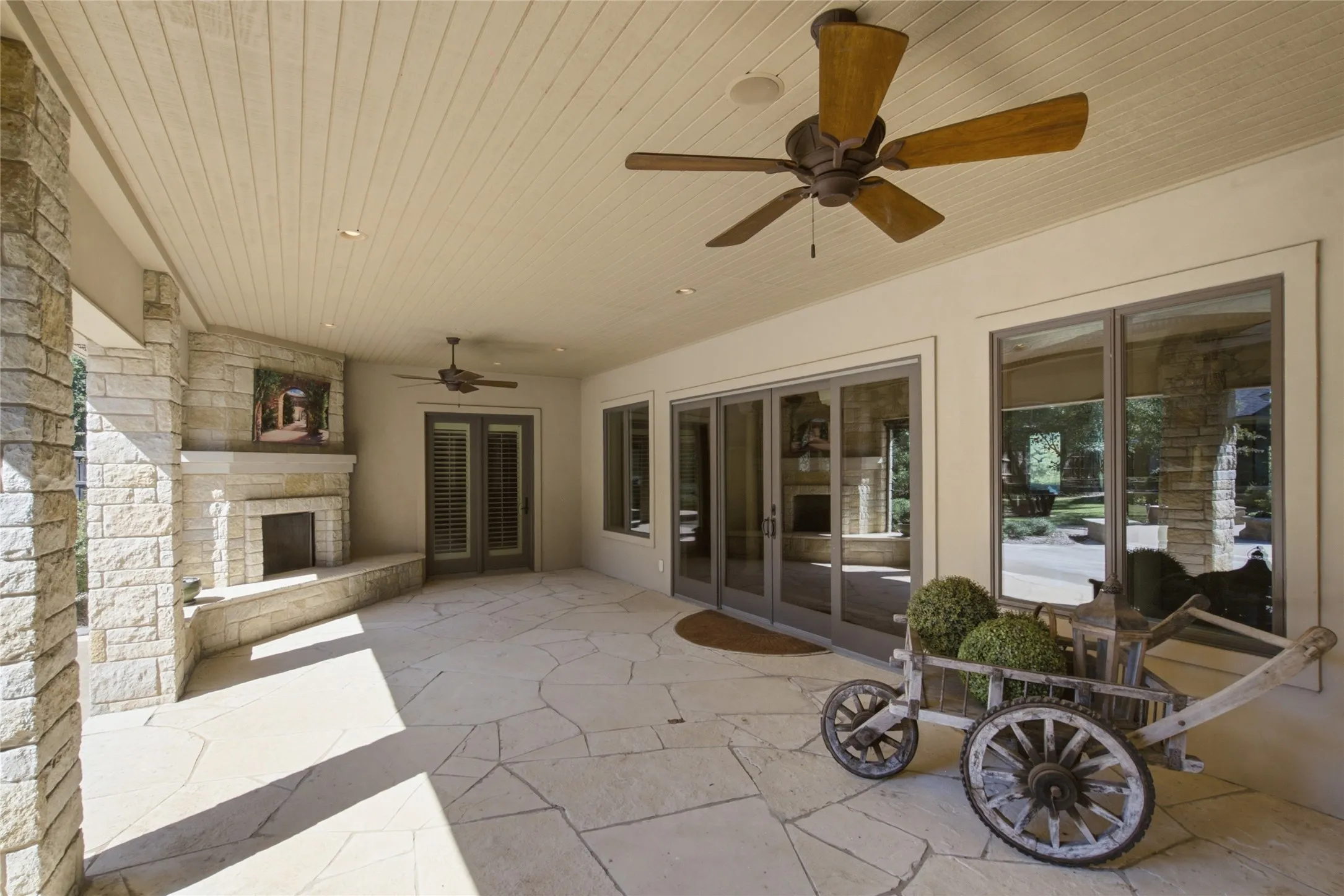Single Family Residence For Sale in Erath County , 497 Timbercreek Circle, Stephenville, Texas 76401, 4 Bedroom, 6 Bathroom, 3 Garage spaces, 6,640 Sqft, built in 2009, mls#21409447, Real Estate Agent in Stephenville, Homes For Sale in Erath county, Homes For Sale in Stephenville, Realtor in Stephenville Texas, Real Estate Brokerage Independent Realty Texas, Luminita Cordes Realtor