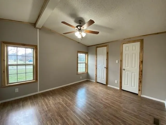 Mobile Home For Rent in Grayson County , 309 Jones Circle, Pottsboro, Texas 75076, 4 Bedroom, 2 Bathroom, Garage spaces, 1,456 Sqft, built in 2019, mls#21410865, Real Estate Agent in Pottsboro, Homes For Rent in Grayson county, Homes For Rent in Pottsboro, Realtor in Pottsboro Texas, Real Estate Brokerage Independent Realty Texas, Luminita Cordes Realtor
