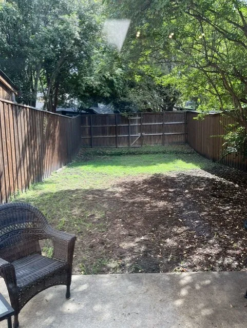 Townhouse For Rent in Rockwall County , 5537 Canada Court, Rockwall, Texas 75032, 2 Bedroom, 2 Bathroom, 2 Garage spaces, 1,534 Sqft, built in 1987, mls#21410574, Real Estate Agent in Rockwall, Homes For Rent in Rockwall county, Homes For Rent in Rockwall, Realtor in Rockwall Texas, Real Estate Brokerage Independent Realty Texas, Luminita Cordes Realtor