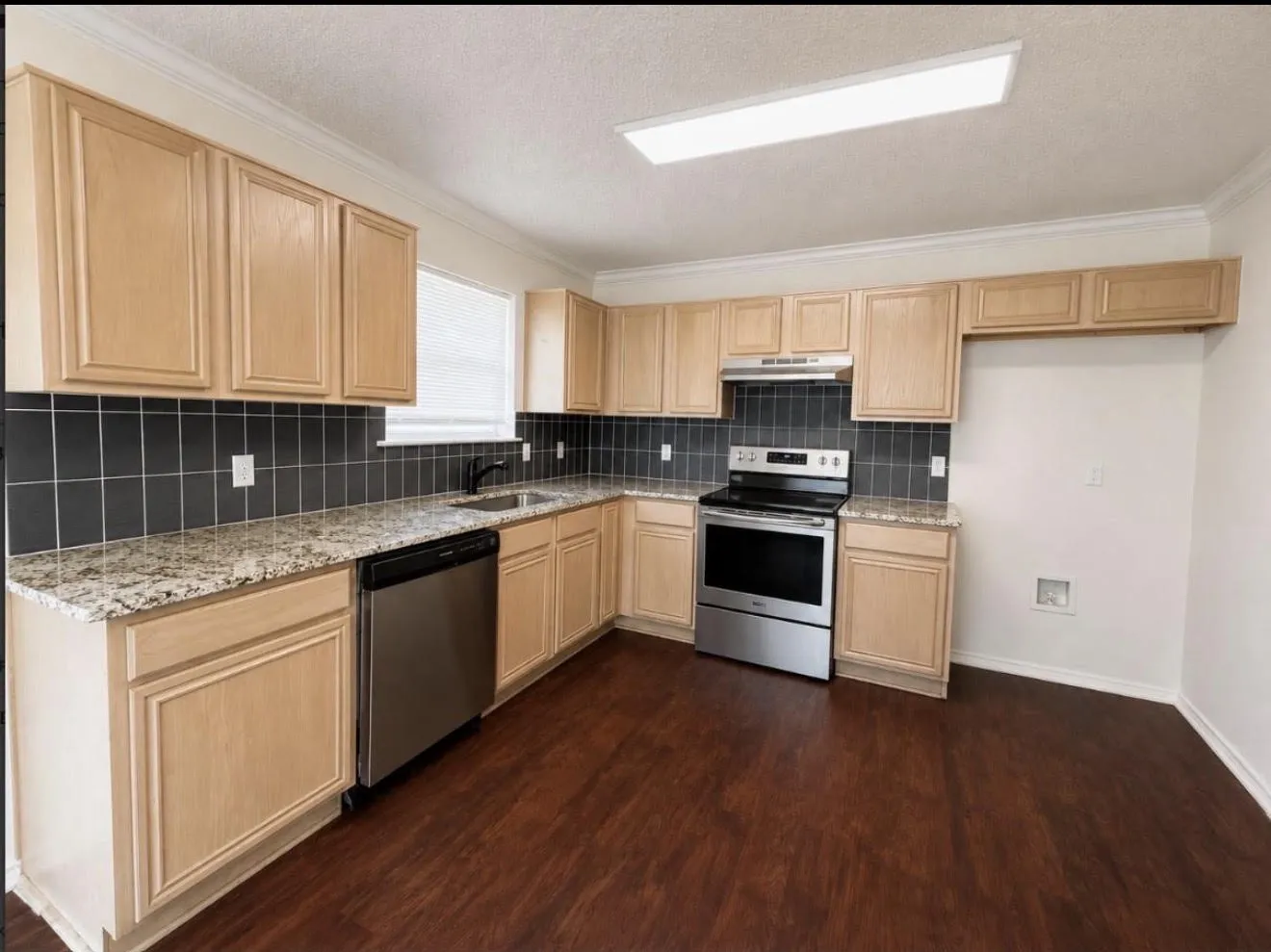 Single Family Residence For Rent in Tarrant County , 6409 Riverwater Trail, Fort Worth, Texas 76179, 3 Bedroom, 2 Bathroom, 2 Garage spaces, 1,461 Sqft, built in 2000, mls#21408865, Real Estate Agent in Fort Worth, Homes For Rent in Tarrant county, Homes For Rent in Fort Worth, Realtor in Fort Worth Texas, Real Estate Brokerage Independent Realty Texas, Luminita Cordes Realtor