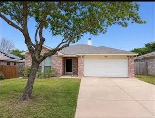 Single Family Residence For Rent in Tarrant County , 6409 Riverwater Trail, Fort Worth, Texas 76179, 3 Bedroom, 2 Bathroom, 2 Garage spaces, 1,461 Sqft, built in 2000, mls#21408865, Real Estate Agent in Fort Worth, Homes For Rent in Tarrant county, Homes For Rent in Fort Worth, Realtor in Fort Worth Texas, Real Estate Brokerage Independent Realty Texas, Luminita Cordes Realtor