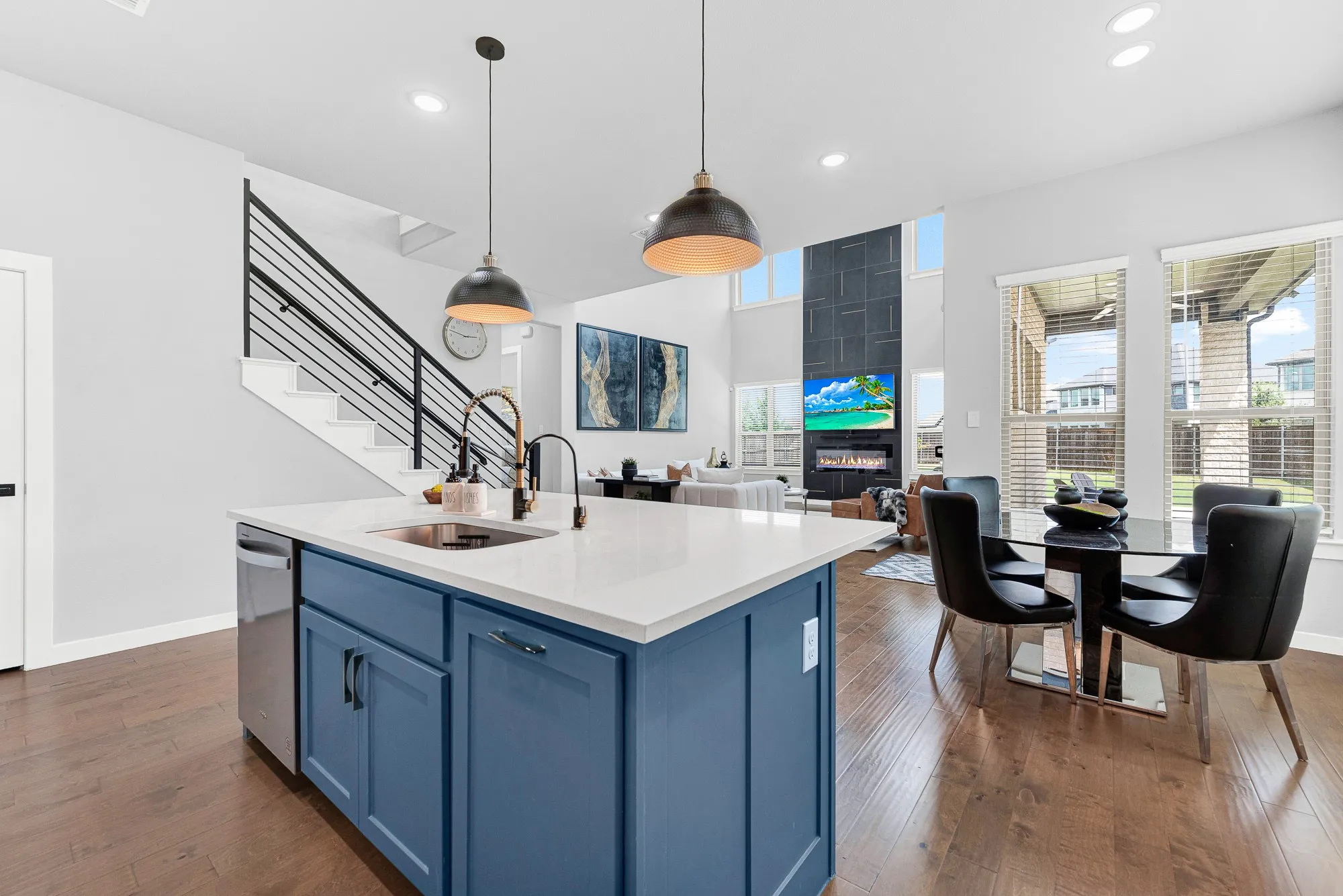 Single Family Residence For Sale in Denton County , 3567 Rustic Oak Drive, Frisco, Texas 75033, 5 Bedroom, 5 Bathroom, 2 Garage spaces, 3,961 Sqft, built in 2021, mls#21410855, Real Estate Agent in Frisco, Homes For Sale in Denton county, Homes For Sale in Frisco, Realtor in Frisco Texas, Real Estate Brokerage Independent Realty Texas, Luminita Cordes Realtor
