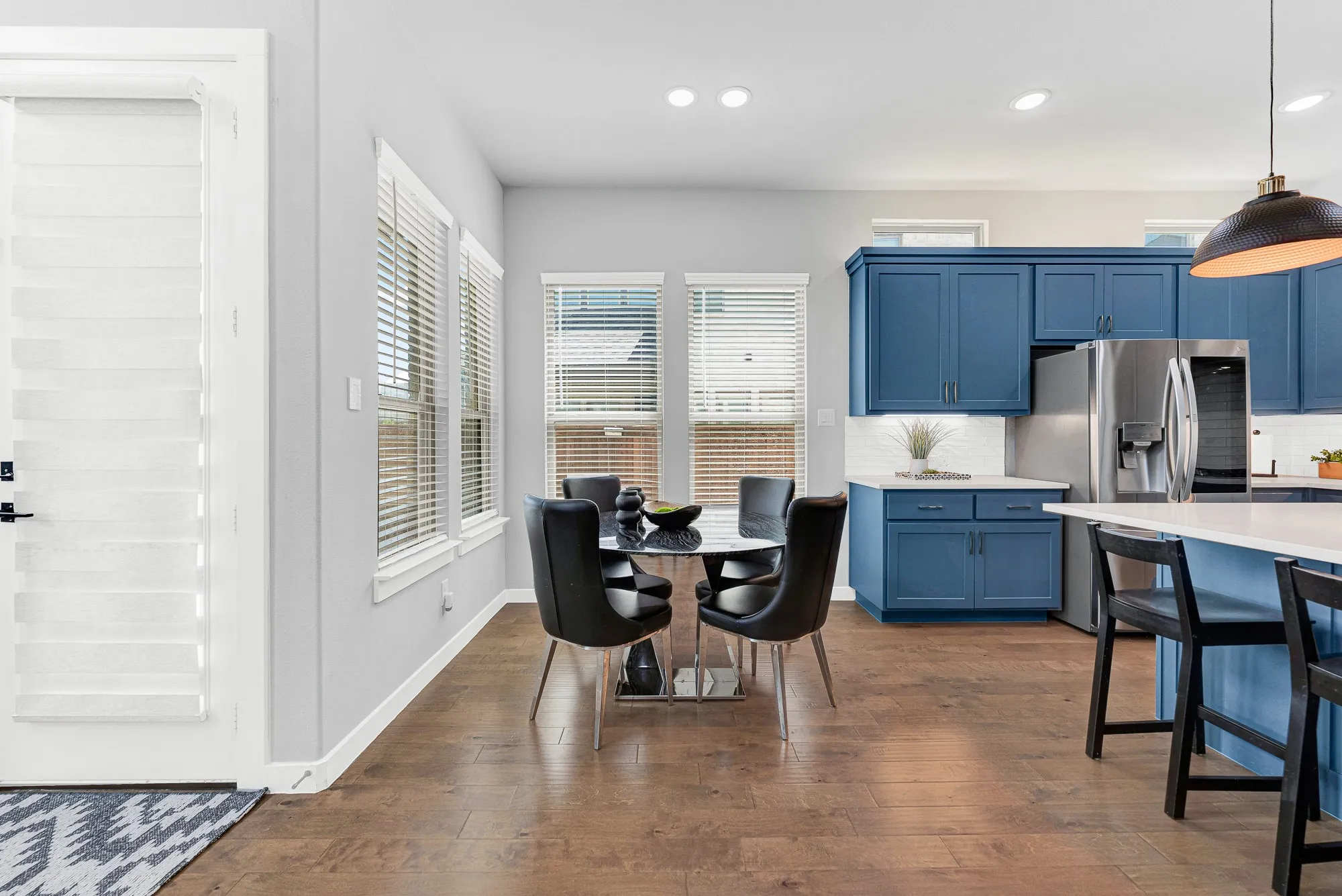 Single Family Residence For Sale in Denton County , 3567 Rustic Oak Drive, Frisco, Texas 75033, 5 Bedroom, 5 Bathroom, 2 Garage spaces, 3,961 Sqft, built in 2021, mls#21410855, Real Estate Agent in Frisco, Homes For Sale in Denton county, Homes For Sale in Frisco, Realtor in Frisco Texas, Real Estate Brokerage Independent Realty Texas, Luminita Cordes Realtor