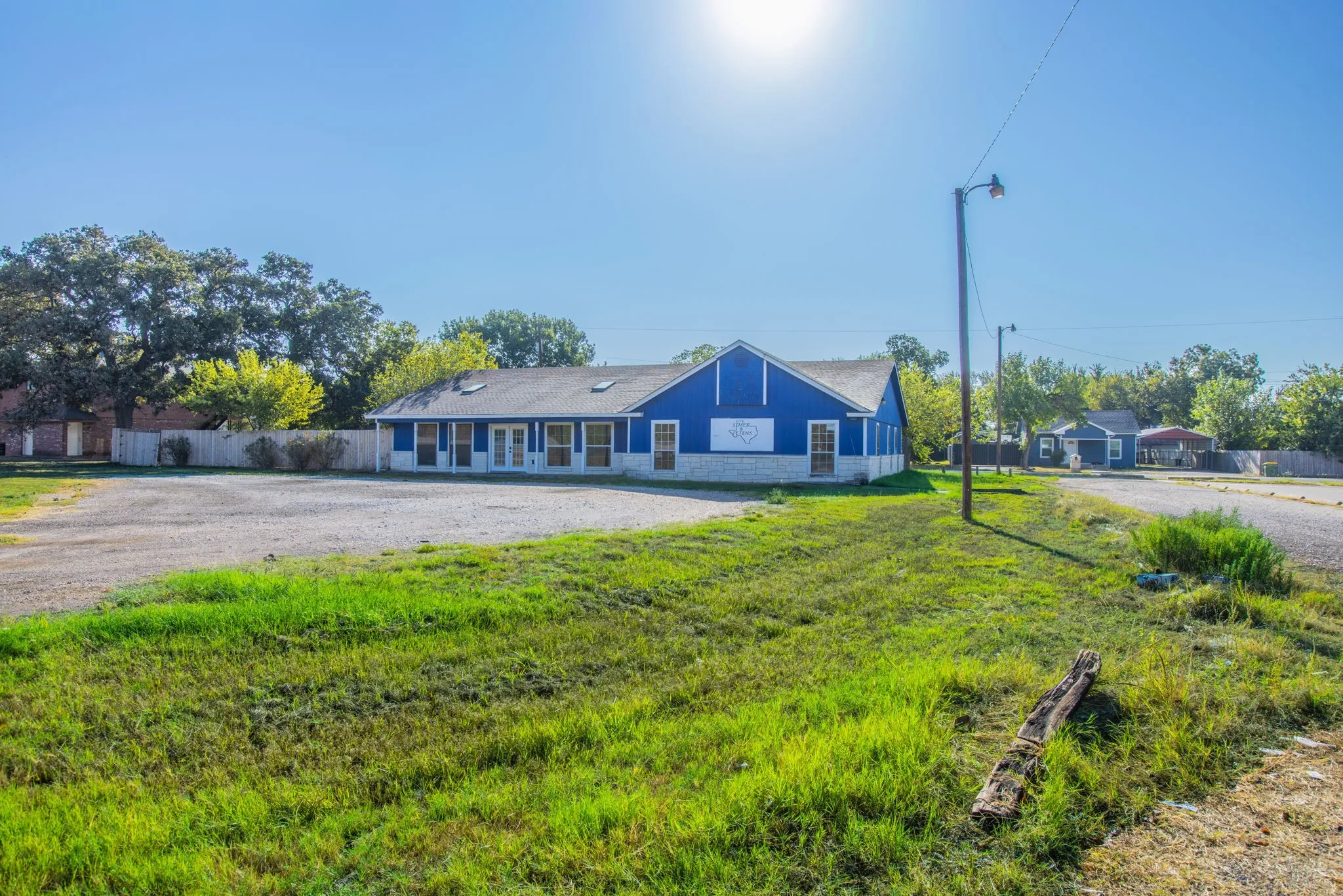 Office For Sale in Mc Lennan County , 3715 Bellmead Drive, Bellmead, Texas 76705, 0, 0, Garage spaces, 0 Sqft, built in 1987, mls#21393937, Real Estate Agent in Bellmead, Homes For Sale in Mc Lennan county, Homes For Sale in Bellmead, Realtor in Bellmead Texas, Real Estate Brokerage Independent Realty Texas, Luminita Cordes Realtor