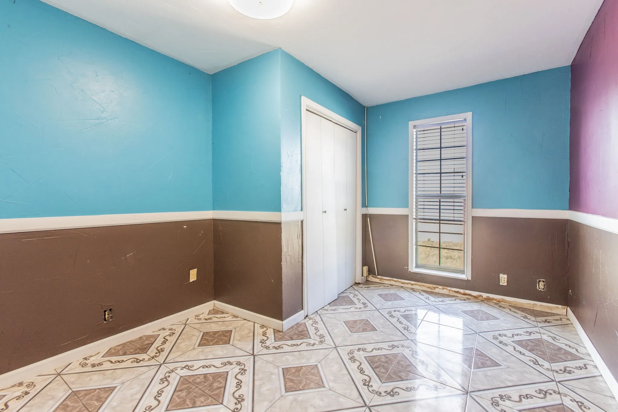 Office For Sale in Mc Lennan County , 3715 Bellmead Drive, Bellmead, Texas 76705, 0, 0, Garage spaces, 0 Sqft, built in 1987, mls#21393937, Real Estate Agent in Bellmead, Homes For Sale in Mc Lennan county, Homes For Sale in Bellmead, Realtor in Bellmead Texas, Real Estate Brokerage Independent Realty Texas, Luminita Cordes Realtor