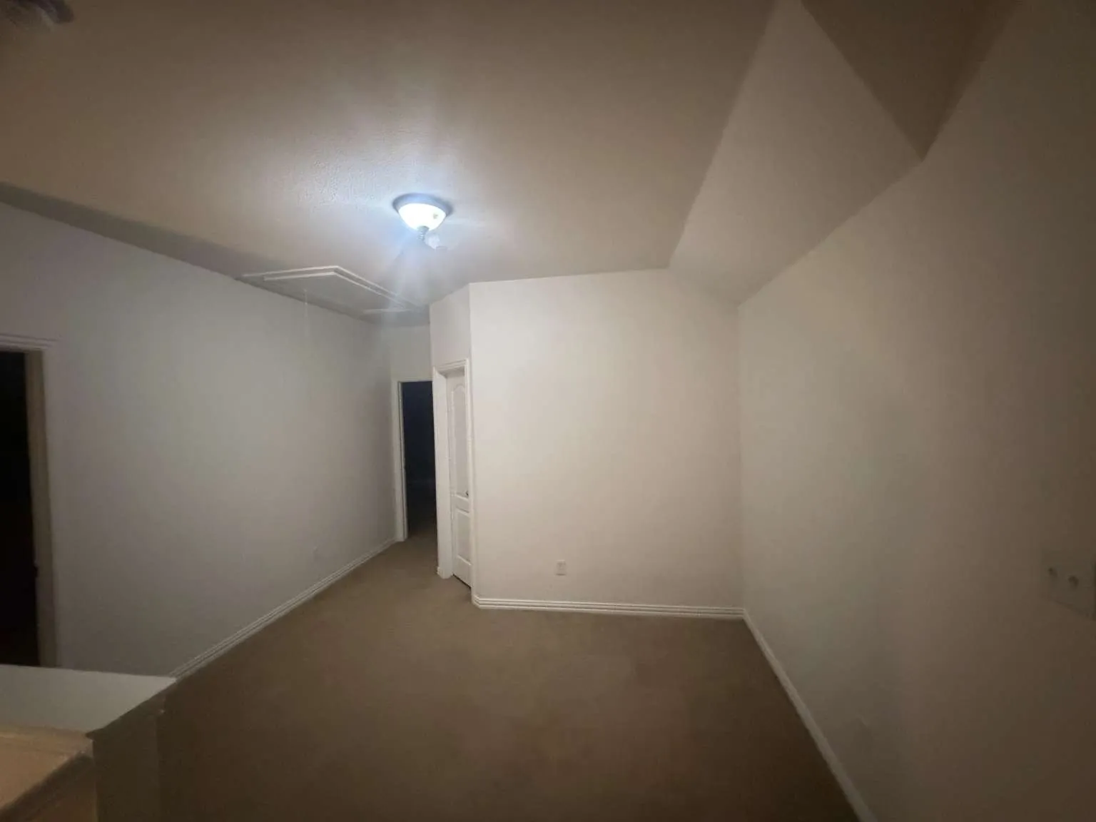 Single Family Residence For Rent in Dallas County , 557 Mobley Way Court, Coppell, Texas 75019, 4 Bedroom, 3 Bathroom, 2 Garage spaces, 2,406 Sqft, built in 2008, mls#21409808, Real Estate Agent in Coppell, Homes For Rent in Dallas county, Homes For Rent in Coppell, Realtor in Coppell Texas, Real Estate Brokerage Independent Realty Texas, Luminita Cordes Realtor