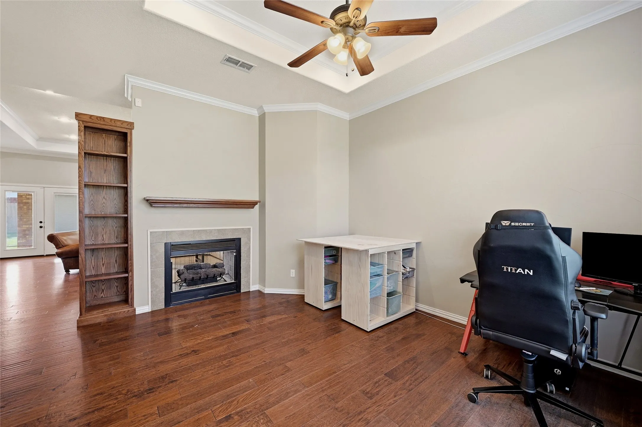 Single Family Residence For Sale in Grayson County , 2130 Park Ridge, Denison, Texas 75020, 3 Bedroom, 3 Bathroom, 2 Garage spaces, 2,623 Sqft, built in 2013, mls#21410468, Real Estate Agent in Denison, Homes For Sale in Grayson county, Homes For Sale in Denison, Realtor in Denison Texas, Real Estate Brokerage Independent Realty Texas, Luminita Cordes Realtor