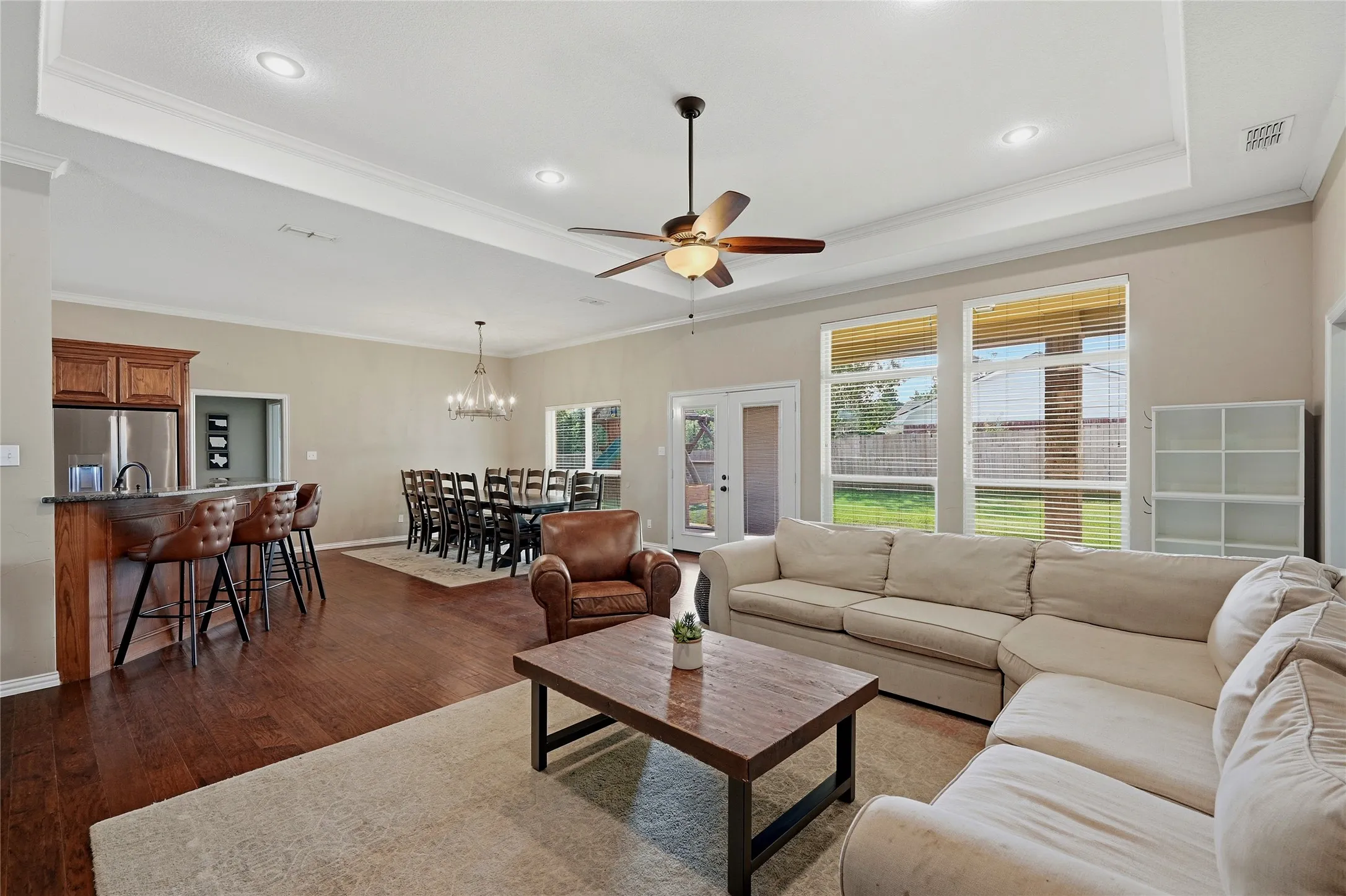 Single Family Residence For Sale in Grayson County , 2130 Park Ridge, Denison, Texas 75020, 3 Bedroom, 3 Bathroom, 2 Garage spaces, 2,623 Sqft, built in 2013, mls#21410468, Real Estate Agent in Denison, Homes For Sale in Grayson county, Homes For Sale in Denison, Realtor in Denison Texas, Real Estate Brokerage Independent Realty Texas, Luminita Cordes Realtor