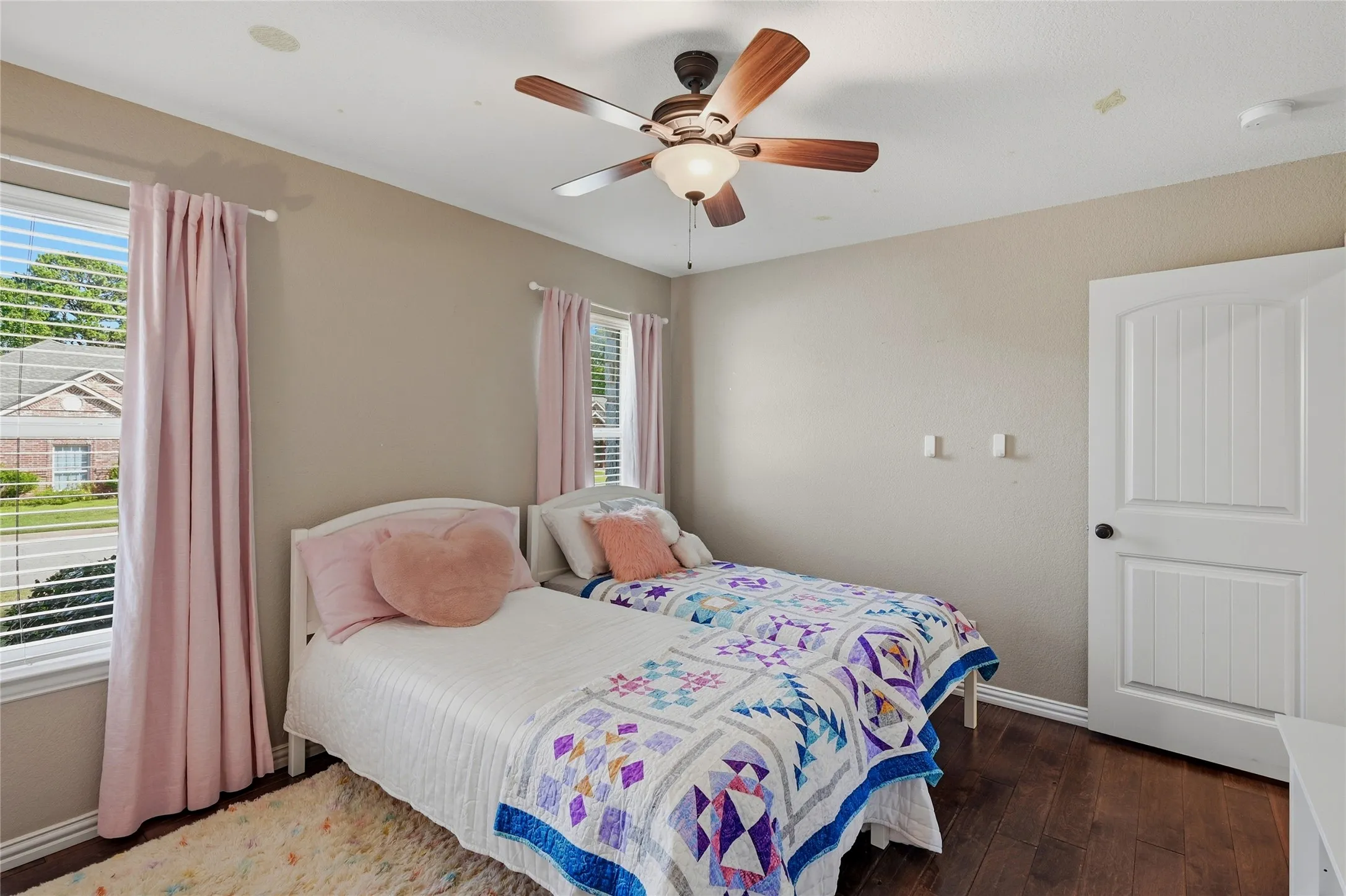 Single Family Residence For Sale in Grayson County , 2130 Park Ridge, Denison, Texas 75020, 3 Bedroom, 3 Bathroom, 2 Garage spaces, 2,623 Sqft, built in 2013, mls#21410468, Real Estate Agent in Denison, Homes For Sale in Grayson county, Homes For Sale in Denison, Realtor in Denison Texas, Real Estate Brokerage Independent Realty Texas, Luminita Cordes Realtor