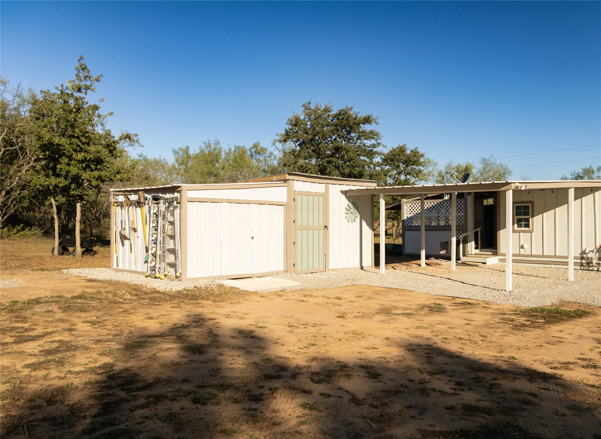 Single Family Residence For Sale in Comanche County , 460 County Road 190, Comanche, Texas 76442, 1 Bedroom, 2 Bathroom, Garage spaces, 725 Sqft, built in 2024, mls#21409218, Real Estate Agent in Comanche, Homes For Sale in Comanche county, Homes For Sale in Comanche, Realtor in Comanche Texas, Real Estate Brokerage Independent Realty Texas, Luminita Cordes Realtor